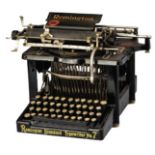 Typewriter - Remington REMINGTON STANDARD - No:7, American, 1898. 24x30x30 cm