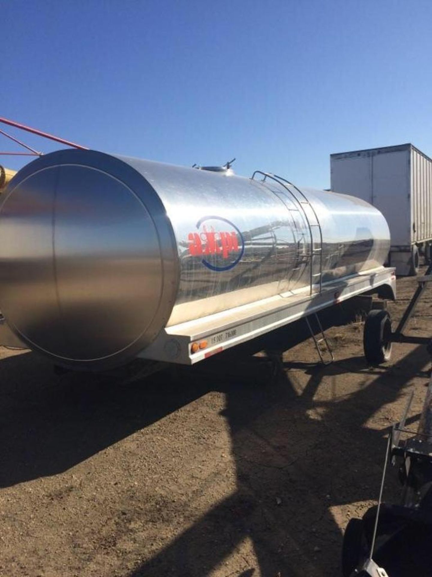 3500 Gal Milk Tank to Mount on a Truck