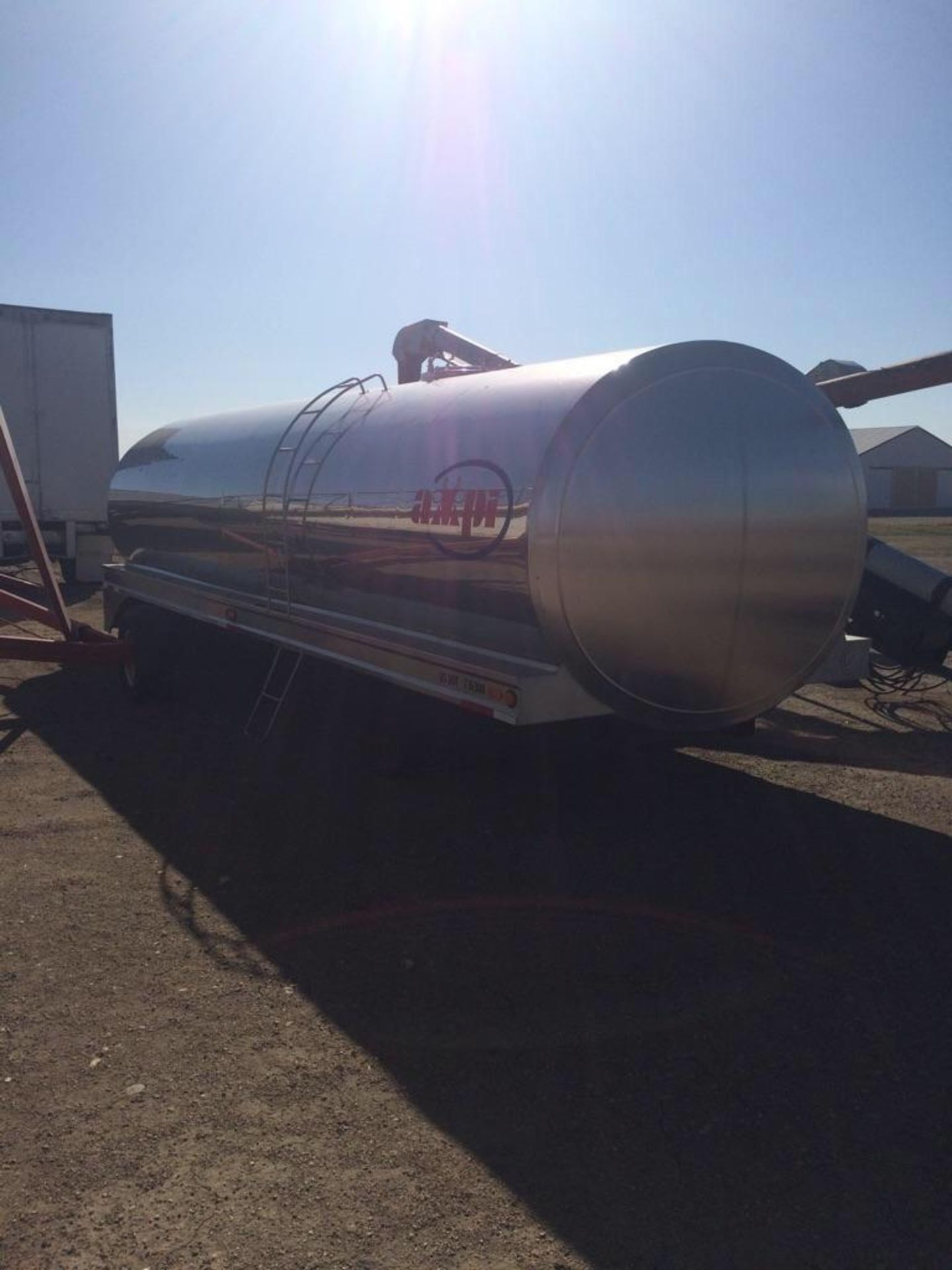 3500 Gal Milk Tank to Mount on a Truck - Image 2 of 13