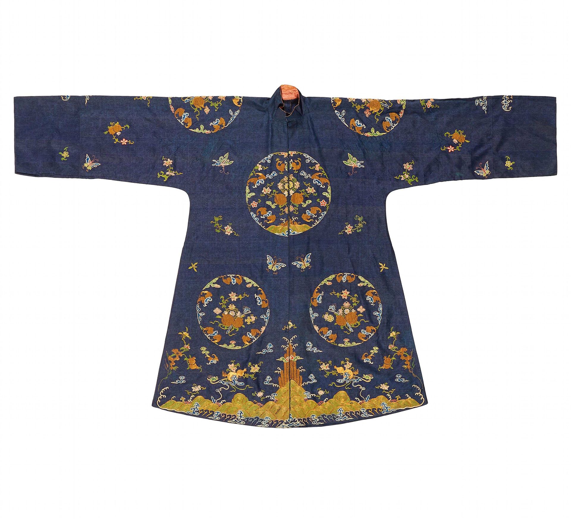 QUASI-FORMAL SUMMER GARMENT. China. About 1900. Navy blue gauze in twisted warps. Embroidered with