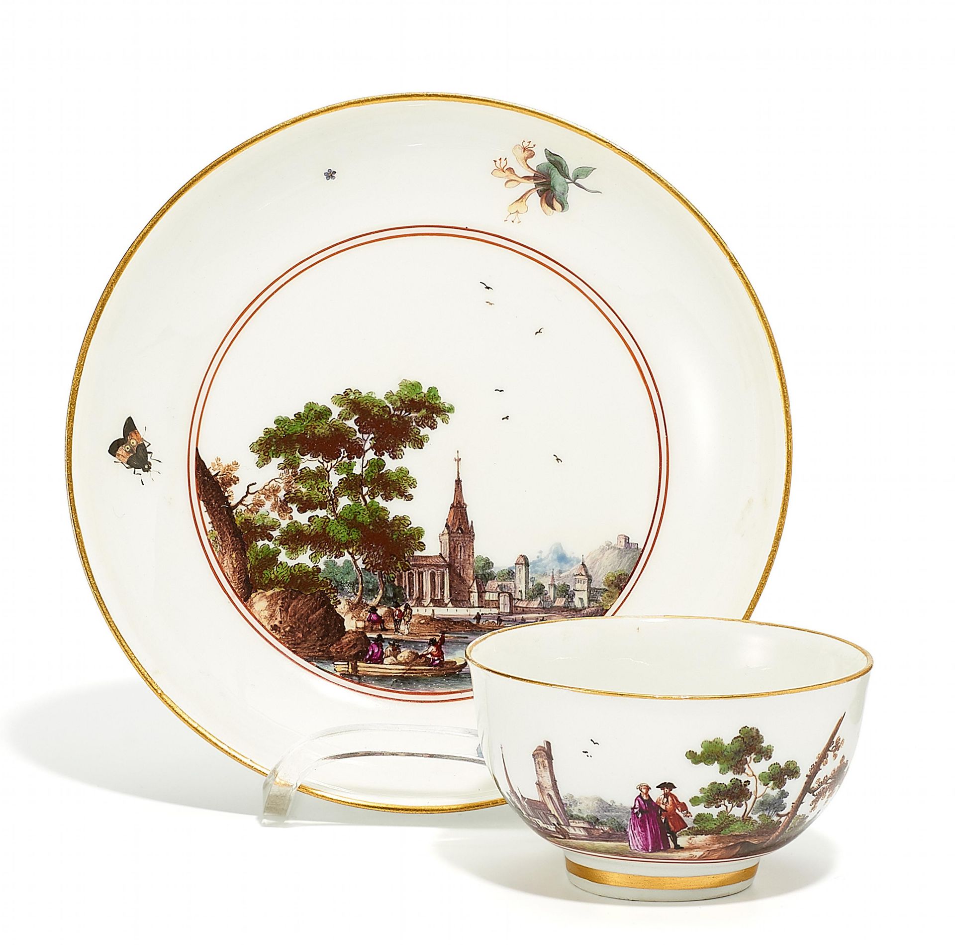 KOPPCHEN UND UNTERSCHALE MIT LANDSCHAFTEN. Meissen. 18.Jh. Porzellan, farbig und gold staffiert. Auf