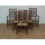 6 stoelen set van 6 Engelse iepen spindle back stoelen waarvan 2 met armleggers, met gespijlde rug