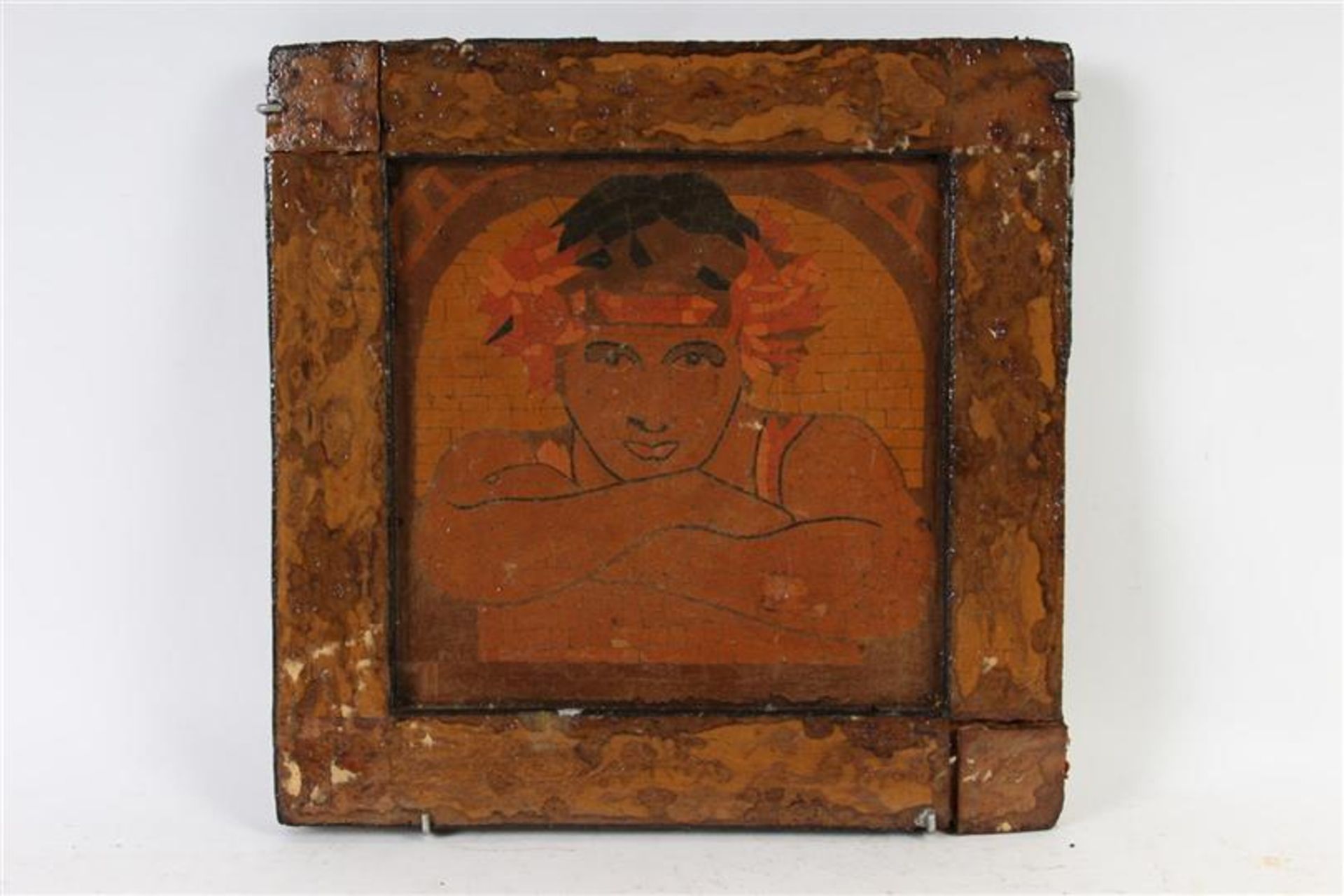 Tegel, portret van een man. HxB: 21 x 21 cm.