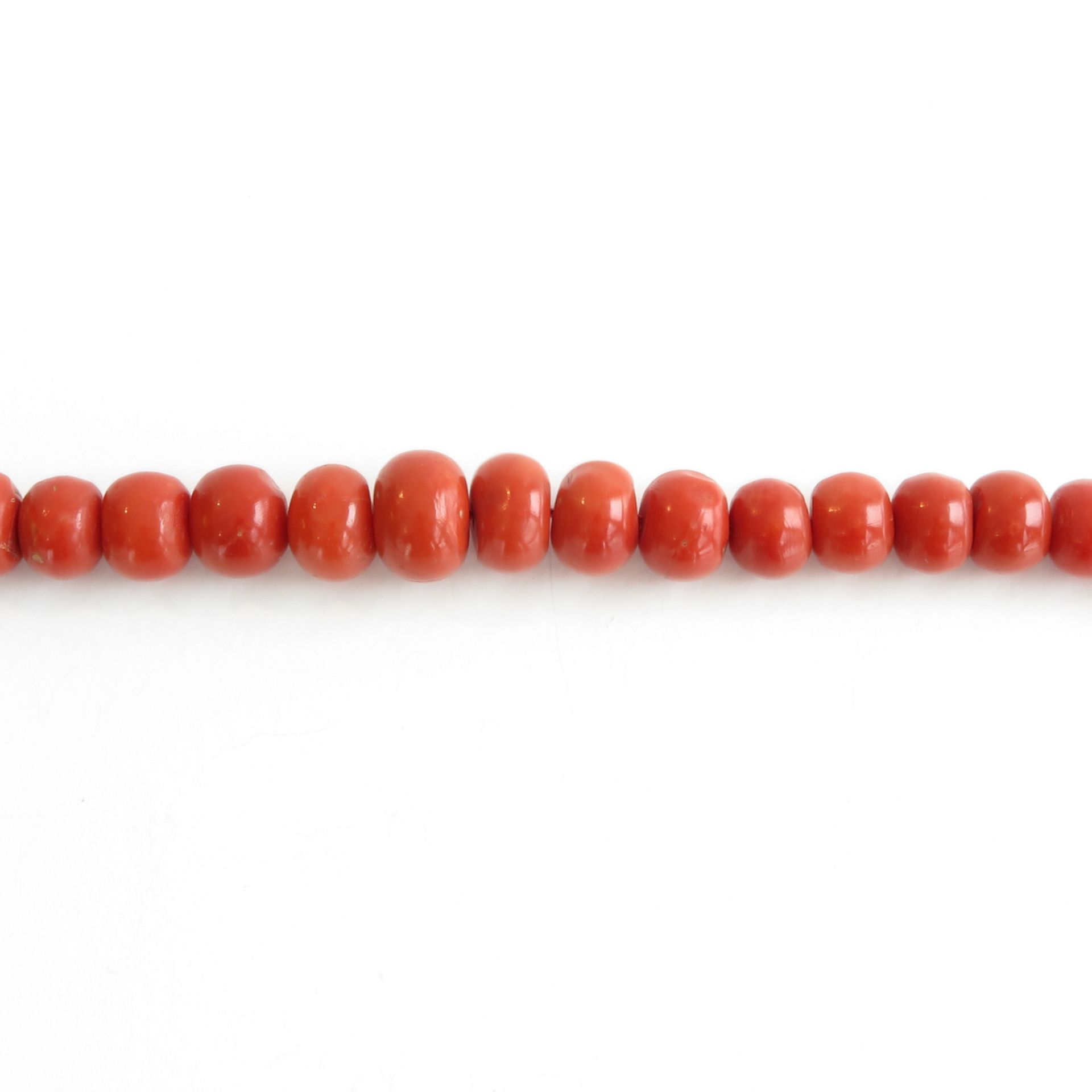19th Century Large Red Coral Necklace with 14KG Clasp - Bild 2 aus 2