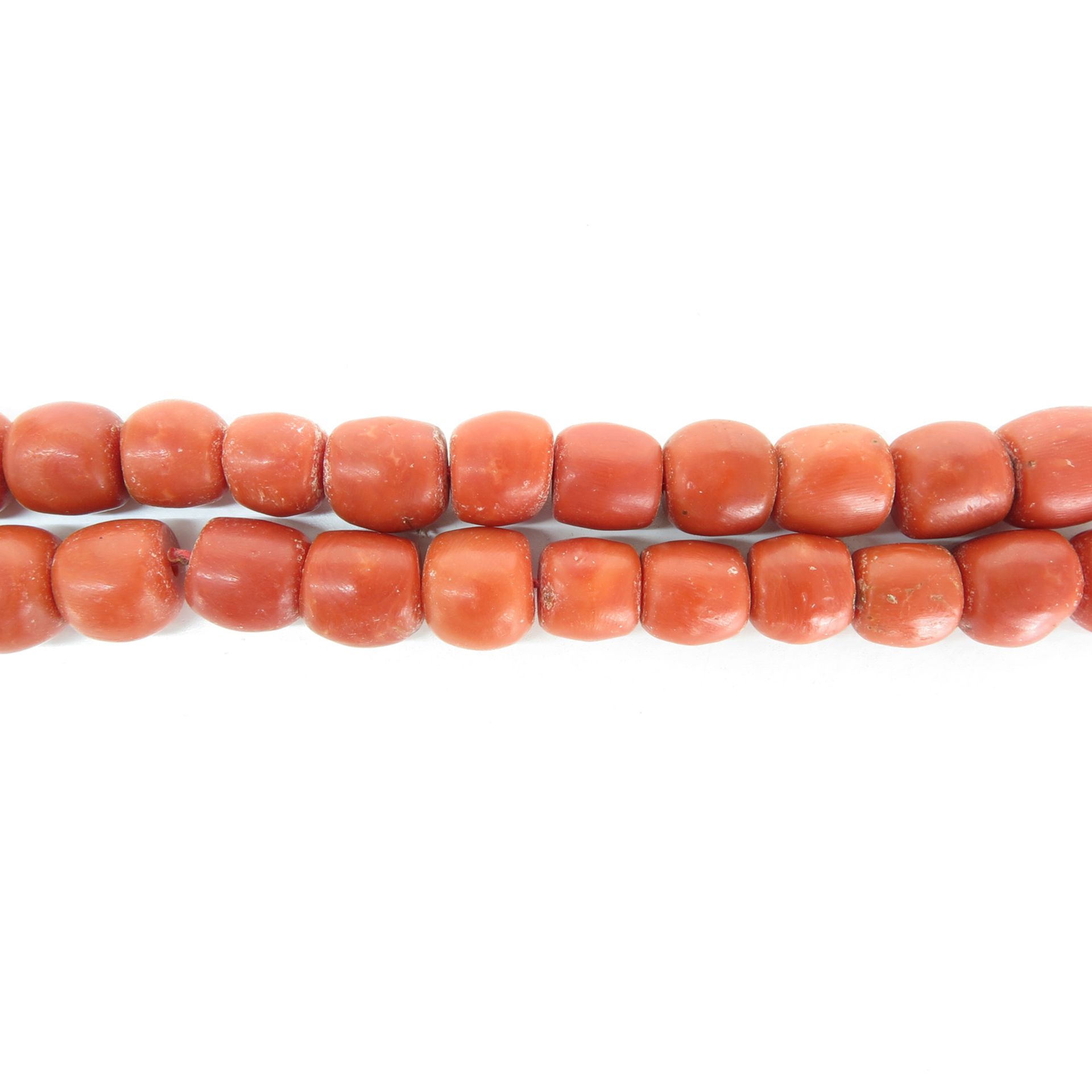 19th Century Red Coral Necklace 14KG Clasp - Image 2 of 2