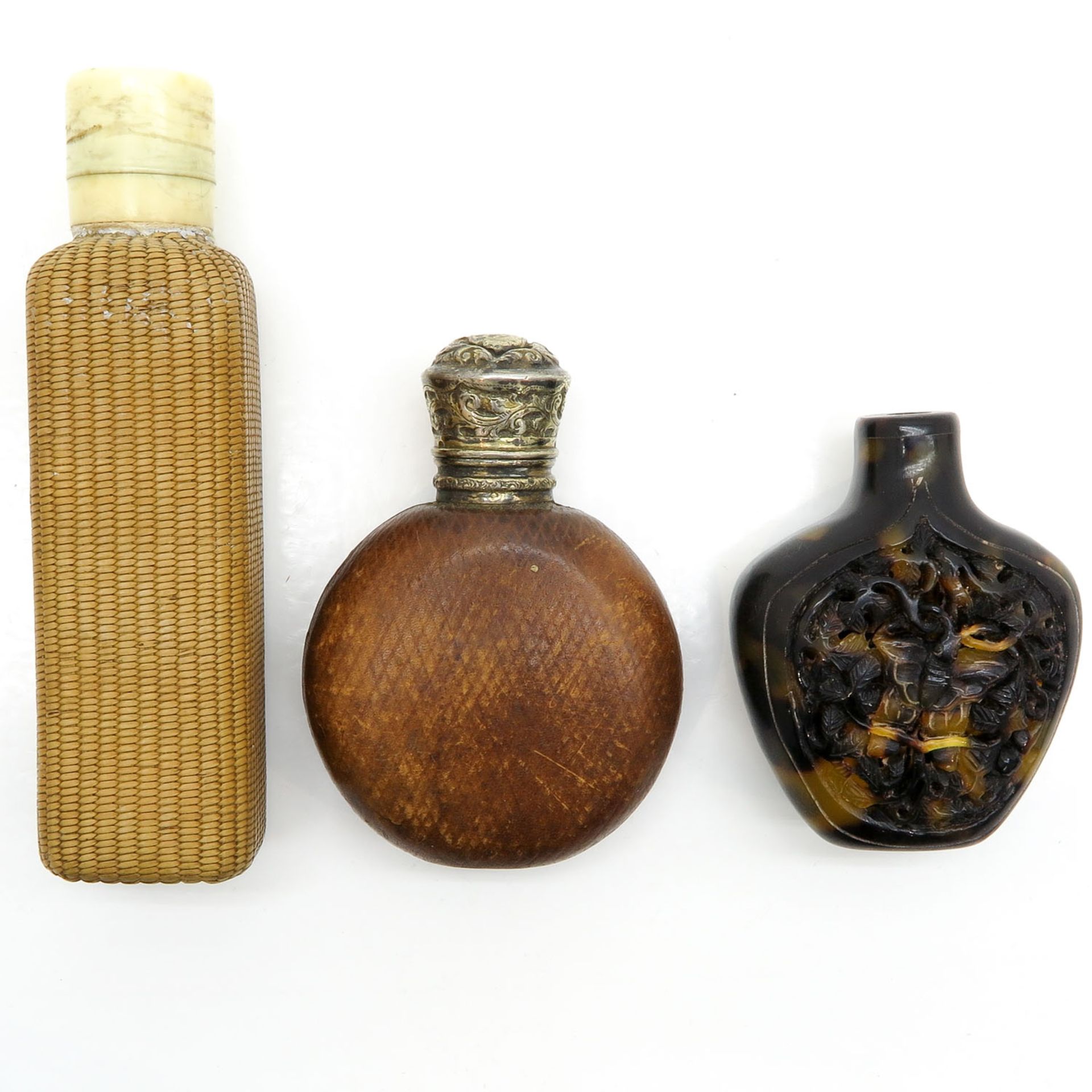 Lot of 3 Chinese Snuff Bottles