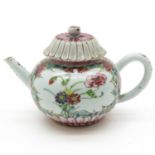 18th Century Famille Rose Decor Teapot