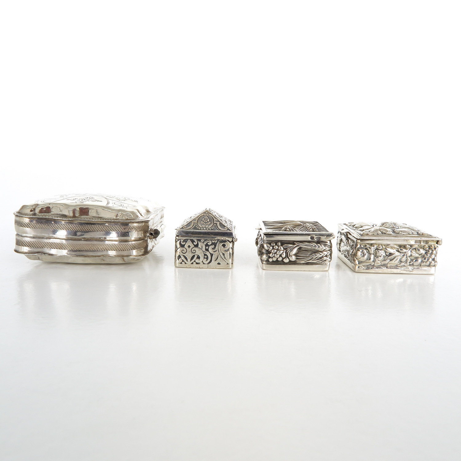 Lot of 4 Silver Pill Boxes - Image 2 of 6