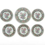 Lot of 6 Famille Rose Plates