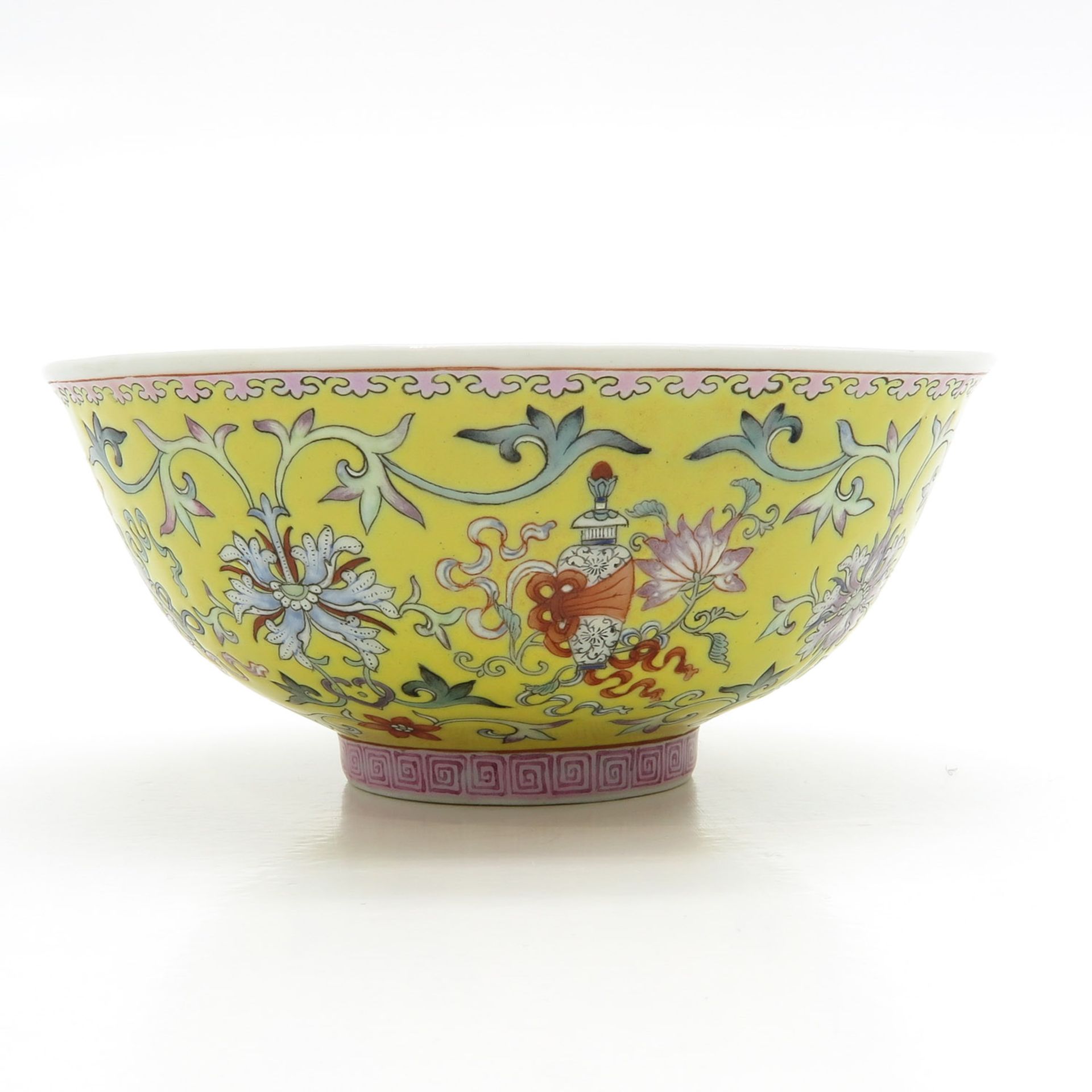 China Porcelain Famille Jaune Bowl - Bild 3 aus 6