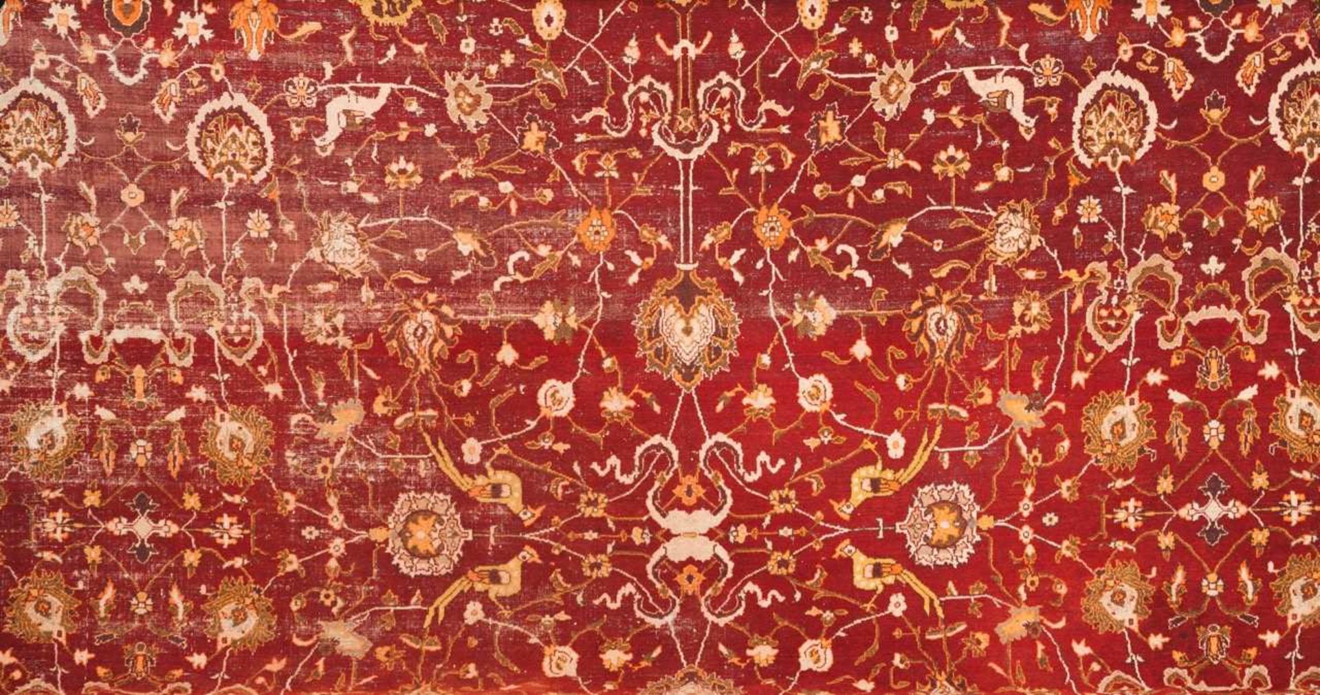 Persian carpet Cotton and wool Floral design in red, beige, brown and blue Paquistan 547x437 cm