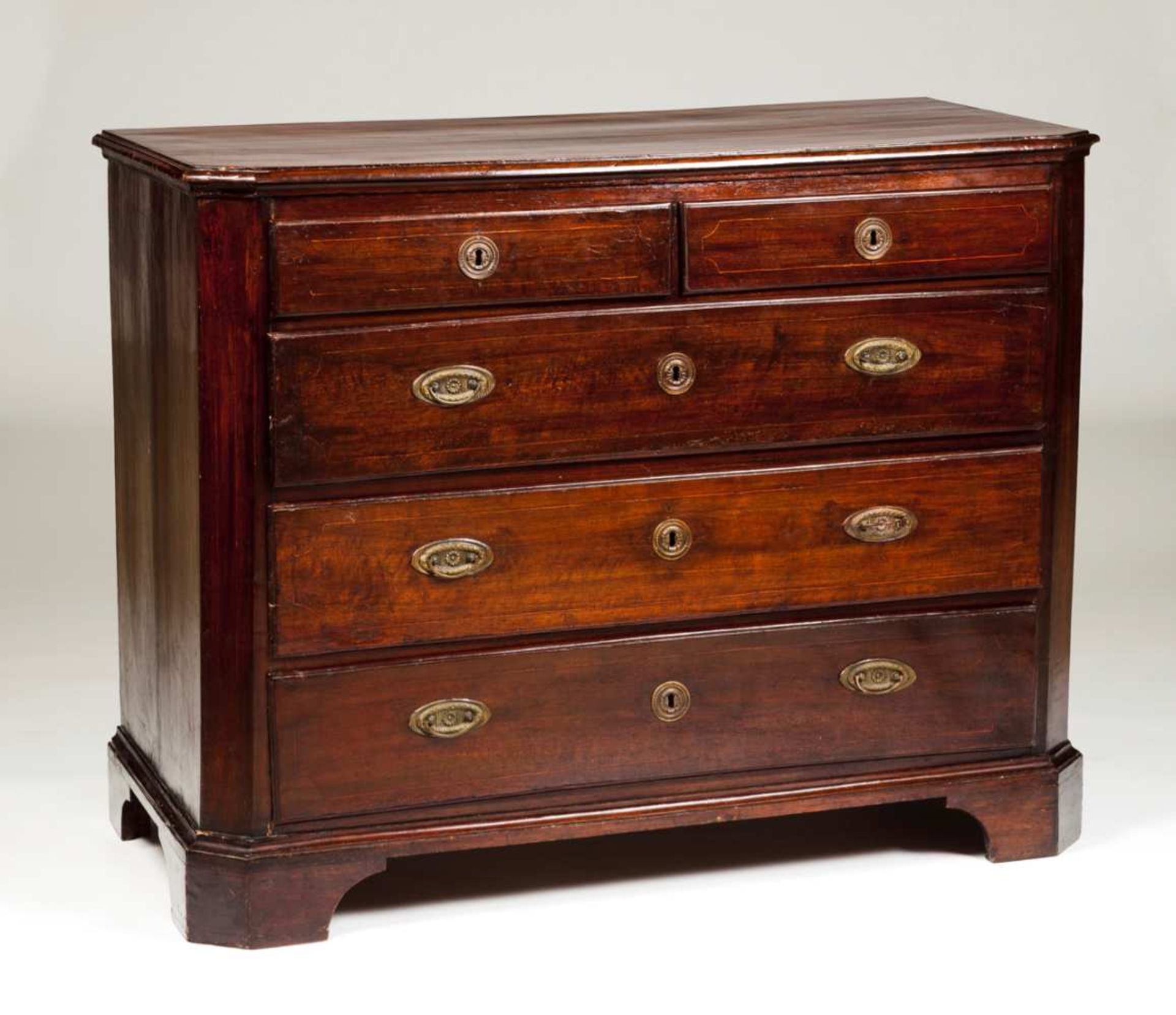 A D.Maria (1777-1816) commode Walnut Three long and two short drawers Brass mounts Portugal, 18th