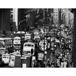 Andreas Feininger (Paris 1906 – 1999 New York) Rush Hour on 5th Avenue, New York. 1948 Späterer