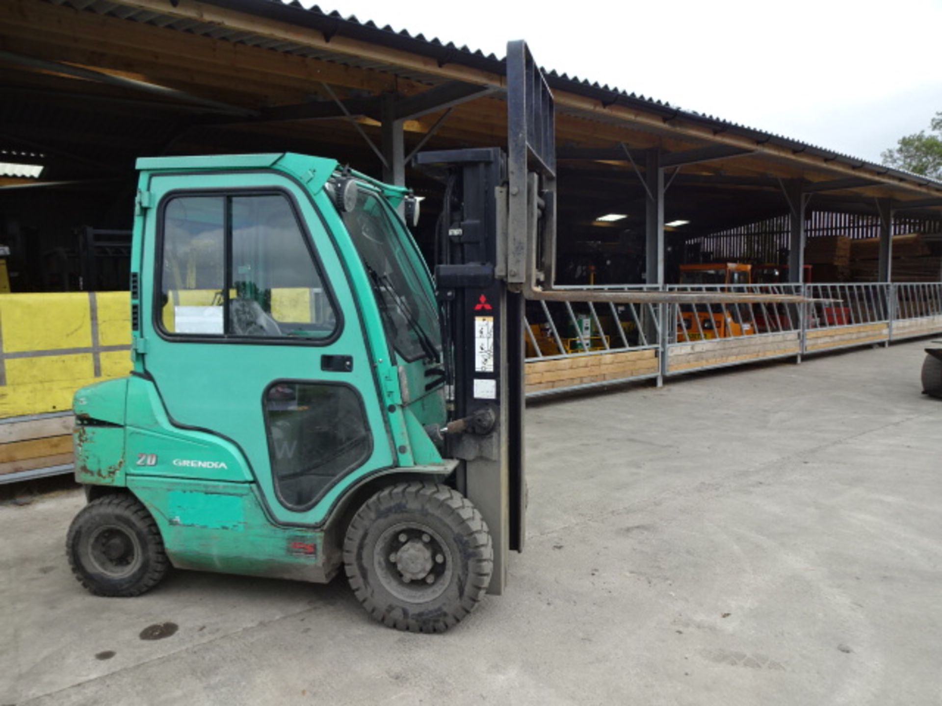 2010 MITSUBISHI FD20N 2t diesel driven forklift truck S/n: EF18C 01026 with triplex free-lift - Image 10 of 10