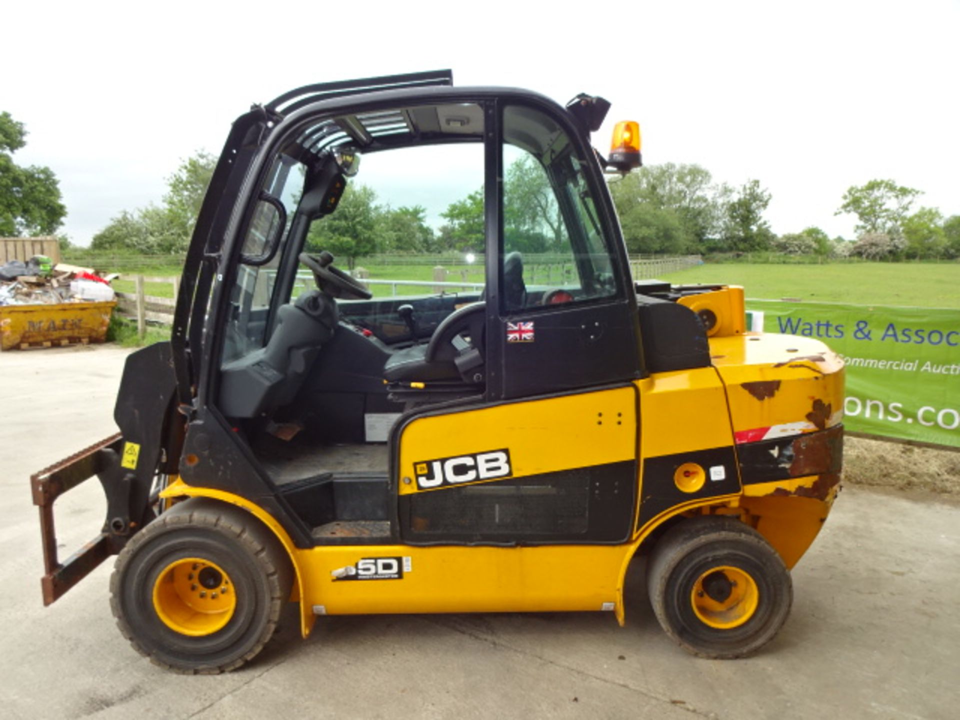 2012 JCB TLT35 Wastemaster 3.5t diesel driven telescopic forklift truck S/n: E01541170 with - Image 6 of 10