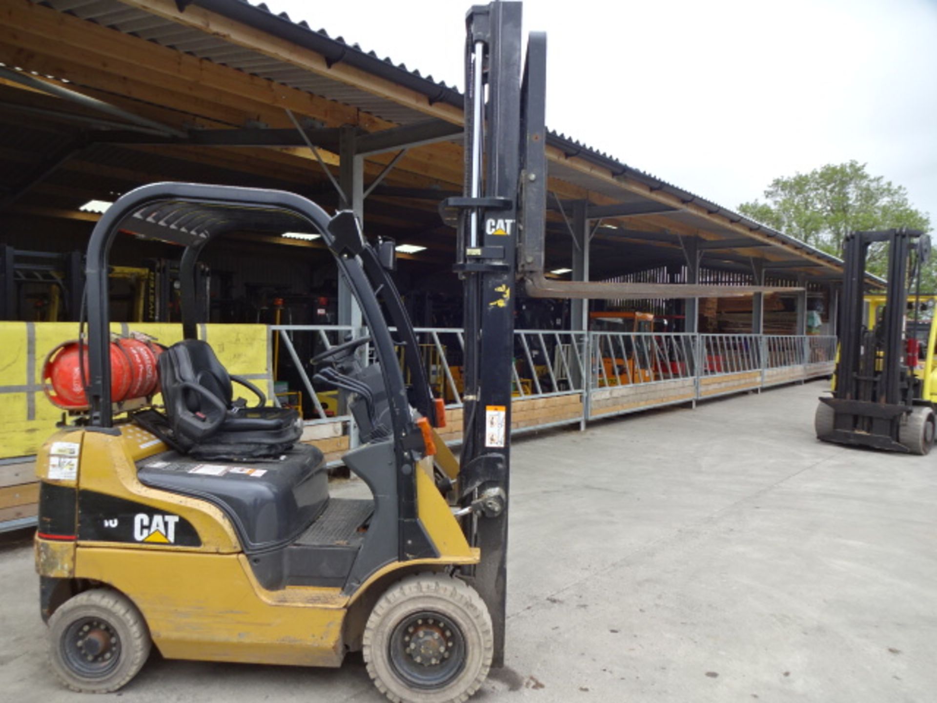 2007 CATERPILLAR GP15N 1.5t gas driven forklift truck S/n: ET34L00766 with duplex mast & side- - Image 10 of 10