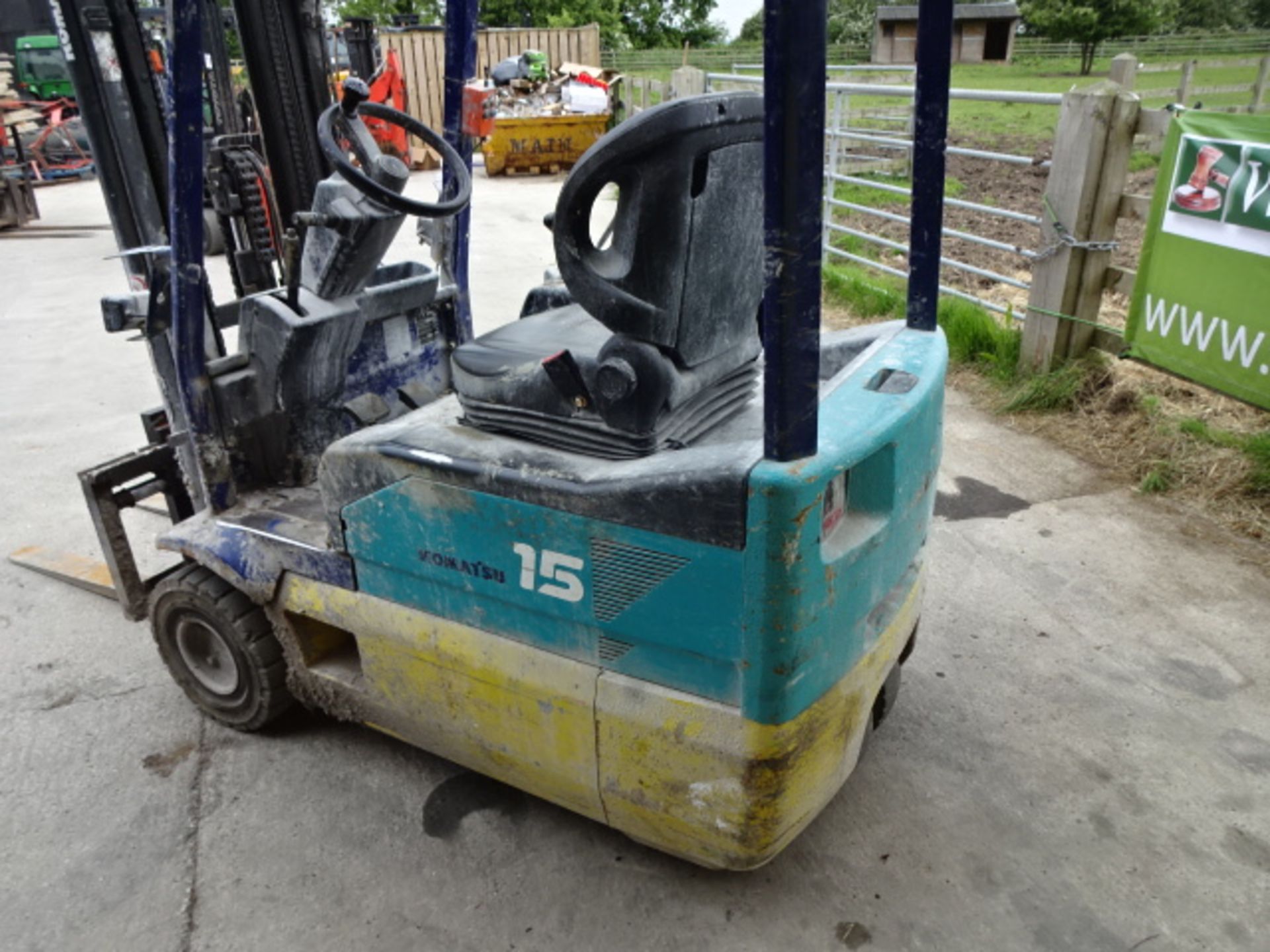 2003 KOMATSU FB15N-2R 1.5t battery driven forklift truck S/n: F14T16P01121 with triplex free-lift - Image 3 of 7