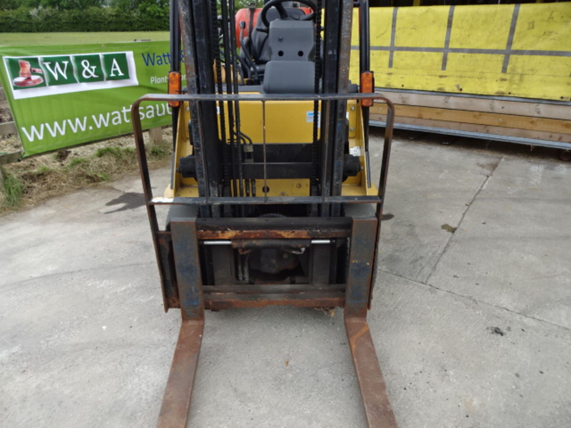 2007 CATERPILLAR GP18N 1.8t gas driven forklift truck S/n: ET34L 40840 with duplex mast & side-shift - Image 2 of 9
