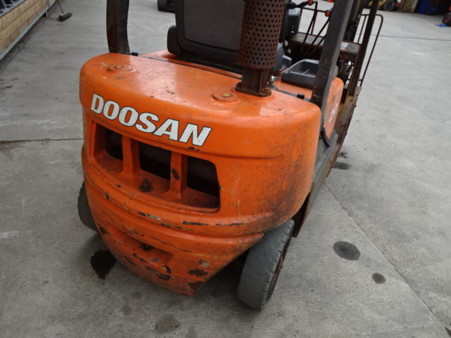 2011 DOOSAN D20-6 2t diesel driven forklift truck S/n: FD-108-12.3010016 with duplex free-lift - Image 5 of 8