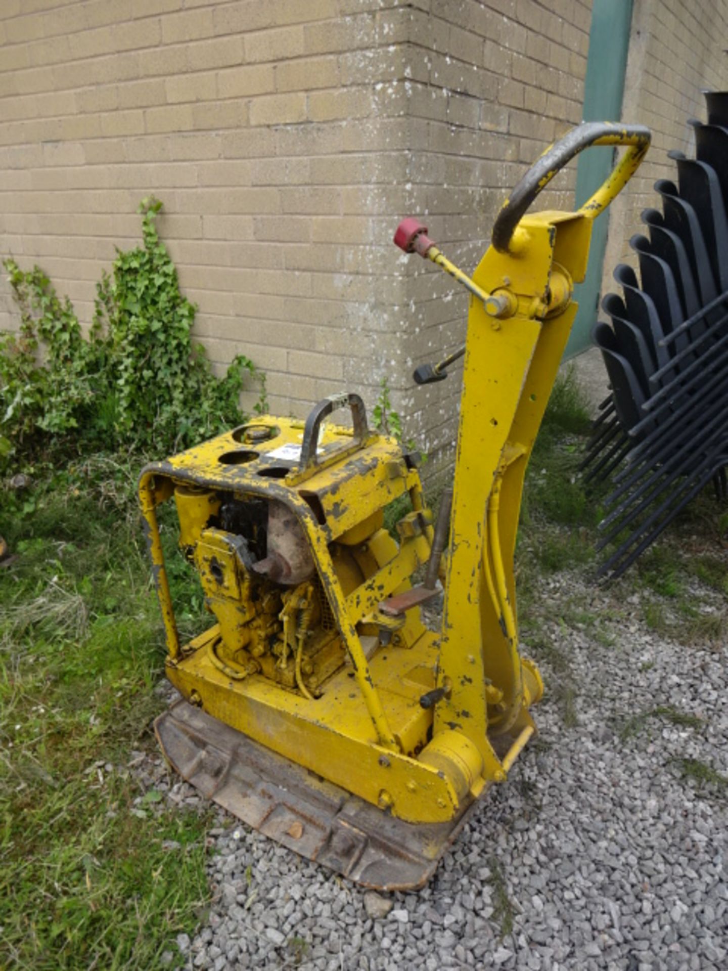 BOMAG BPR30 diesel-driven forward-reverse compaction plate