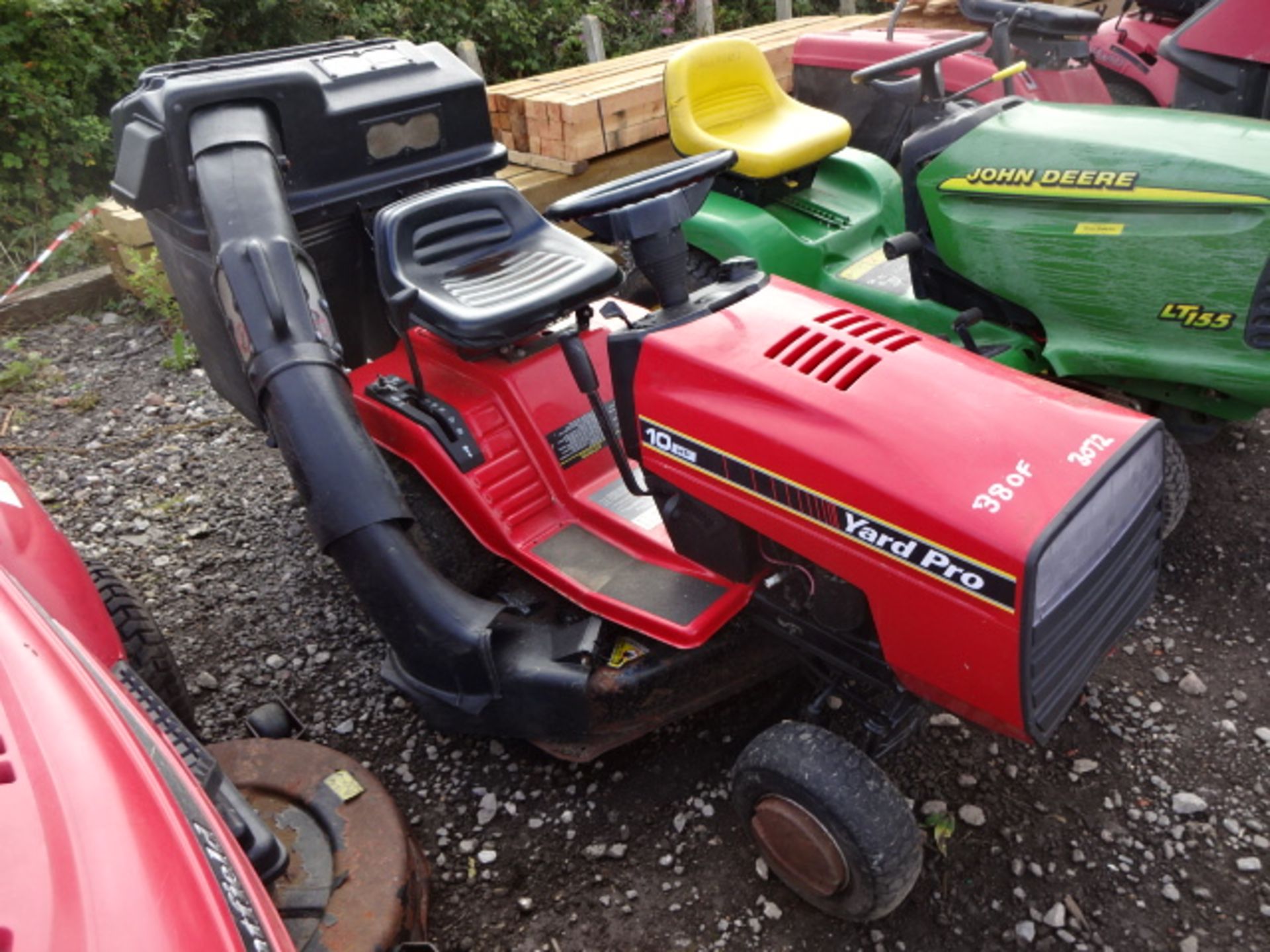 YARD PRO 10hp ride on mower c/w collector (R&D)