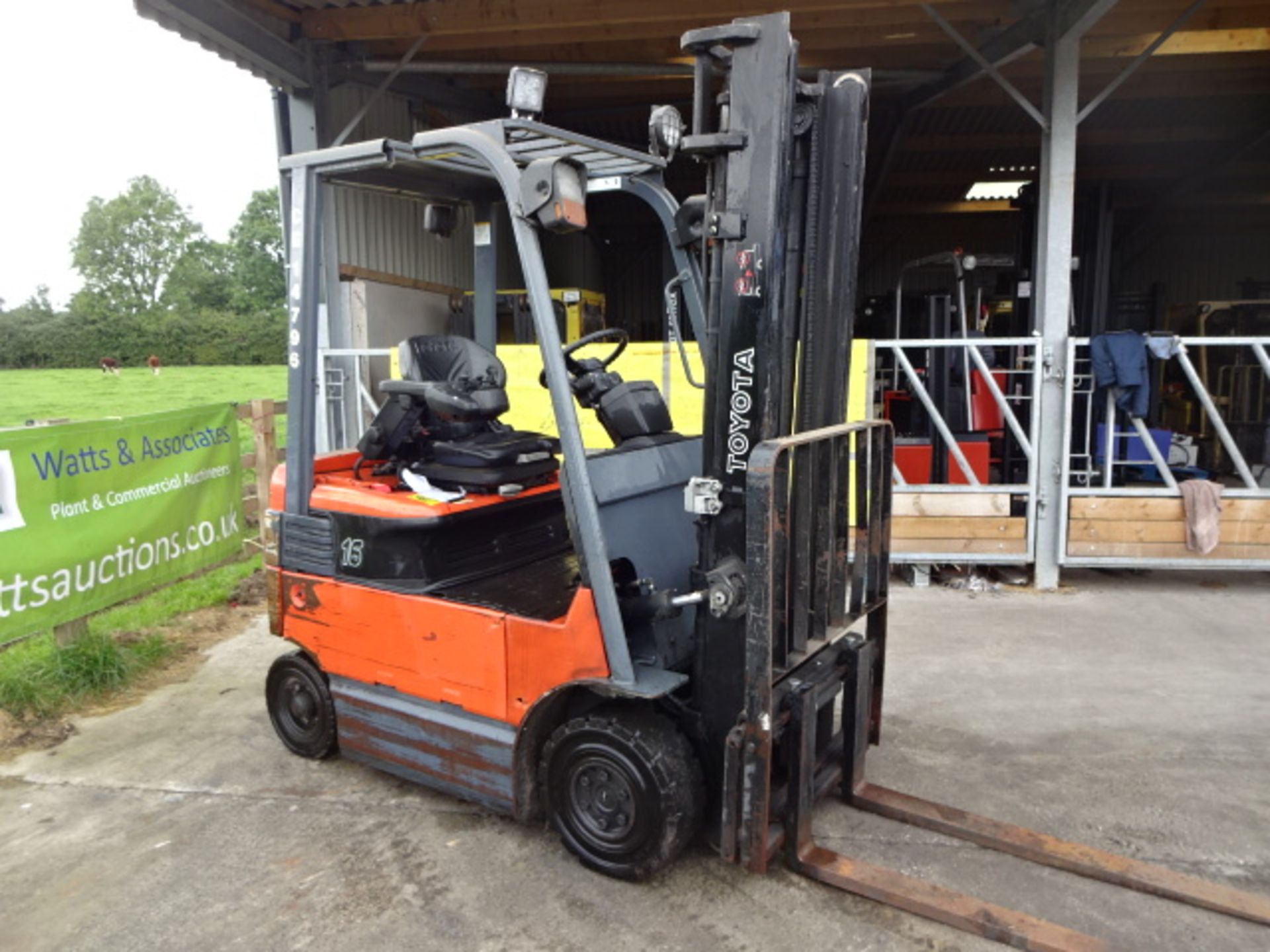 2009 TOYOTA 7FBMF16 1.6t battery driven forklift truck S/n: E14607 with duplex mast & side-shift (