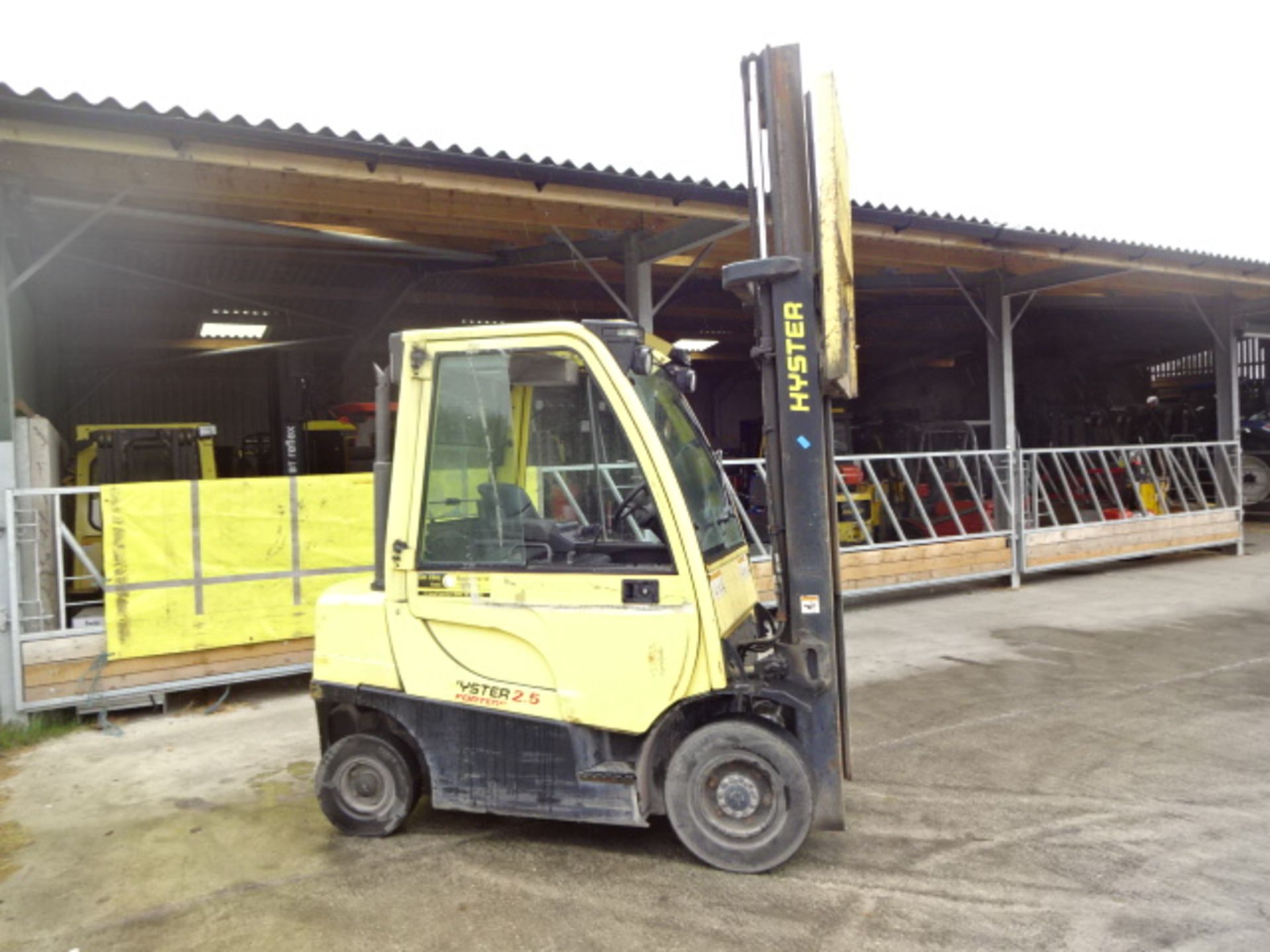 2007 HYSTER H2.5FT 2,5t diesel driven forklift truck S/n: L177B17248E with duplex mast, side-shift & - Image 7 of 8