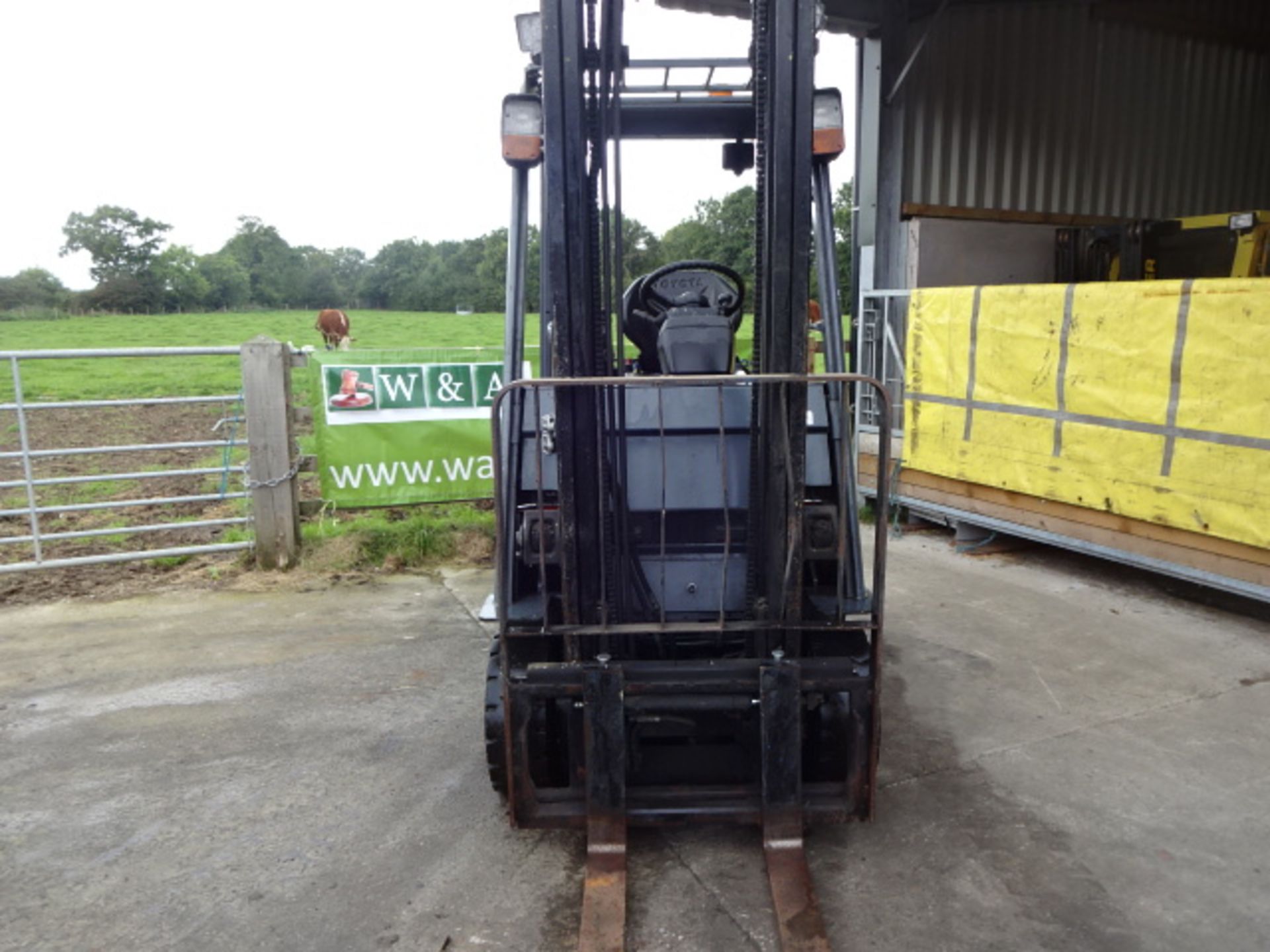 2009 TOYOTA 7FBMF16 1.6t battery driven forklift truck S/n: E14607 with duplex mast & side-shift ( - Image 2 of 7