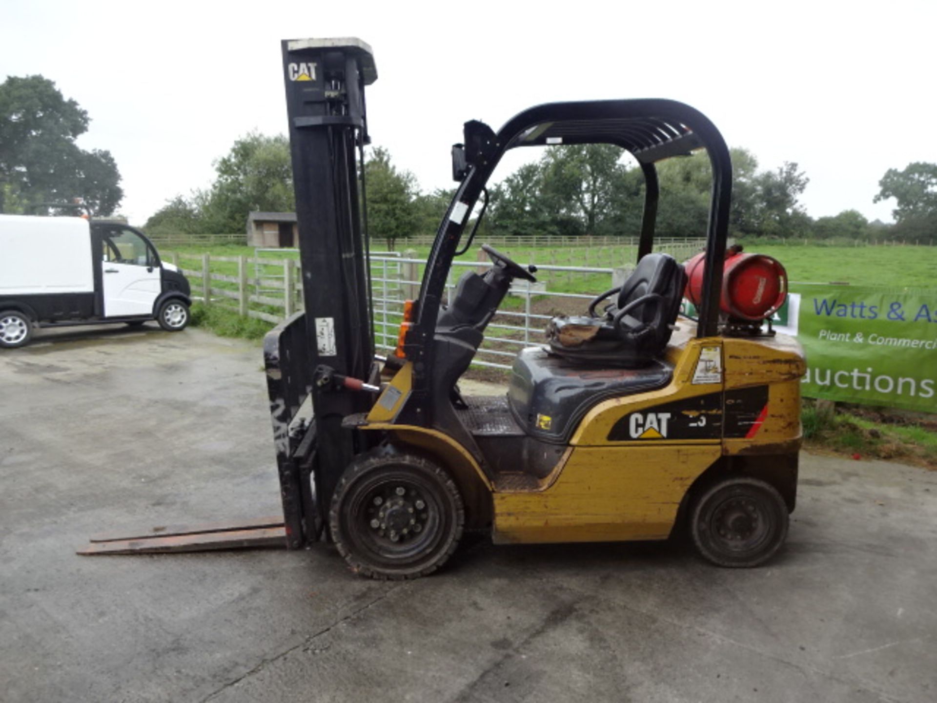 2007 CATERPILLAR GP25N 2.5t gas driven forklift truck S/n: ET17DL51420 with duplex mast & side-shift - Image 4 of 9