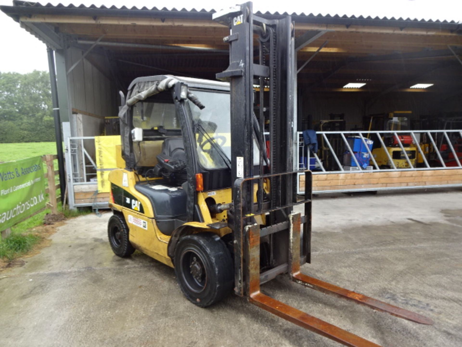 2008 CATERPILLAR DP30N 3t diesel driven forklift truck S/n: ET14E0250 with duplex mast & weather-