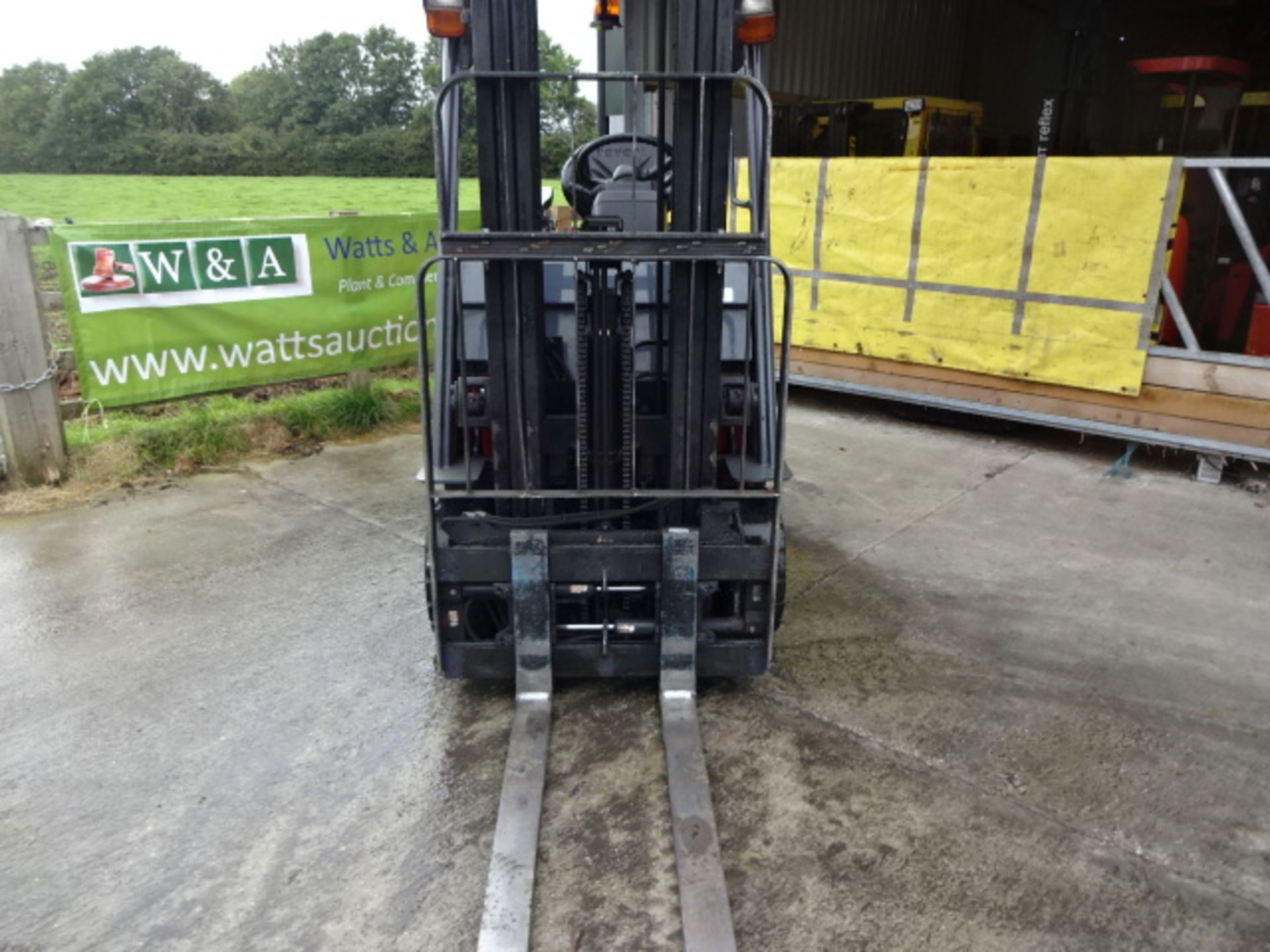 2010 TOYOTA 7-FBMF16 1.6t battery driven forklift truck S/n: E14634 with triplex free-lift, side- - Image 2 of 7