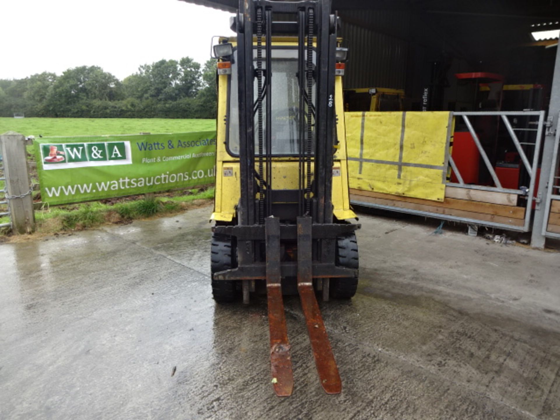 2003 HYSTER H2.50XM 2.5t diesel driven forklift truck S/n: H177B42208A with duplex mast & weather- - Image 2 of 10