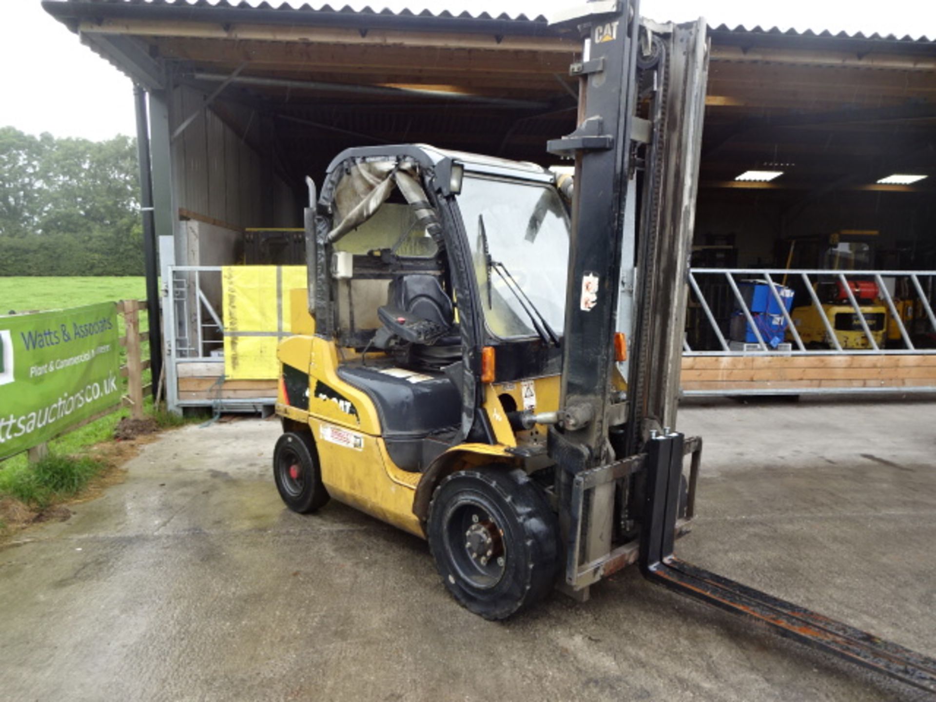 2008 CATERPILLAR DP30N 3t diesel driven forklift truck S/n: ET14E02498 with duplex mast, new forks &