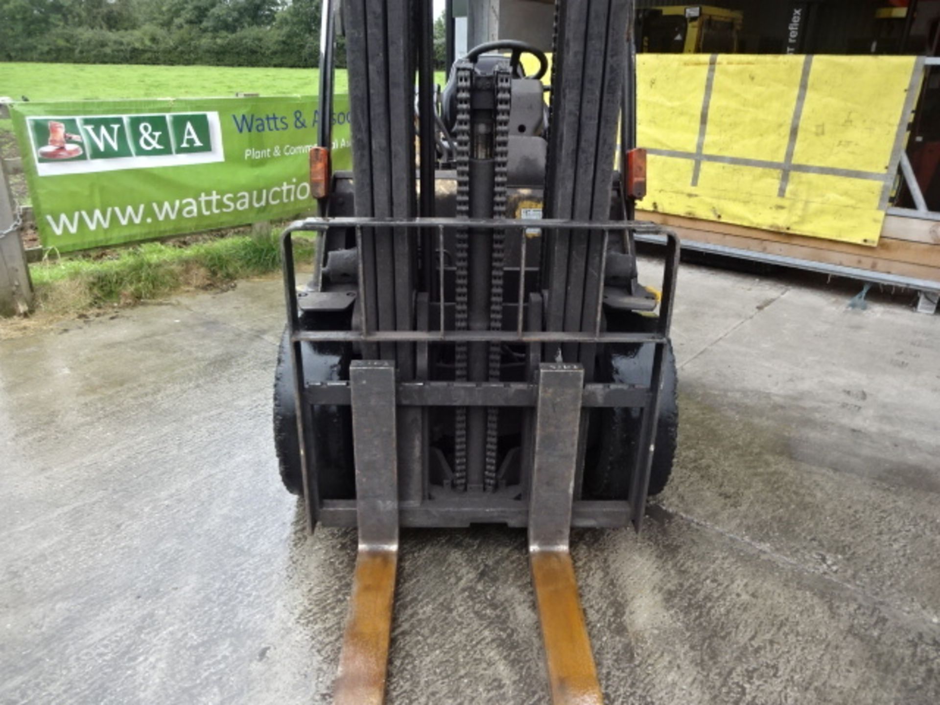 2007 CATERPILLAR DP35N 3.5t diesel driven forklift truck S/n: ET14E51073 with triplex free-lift mast - Image 2 of 8