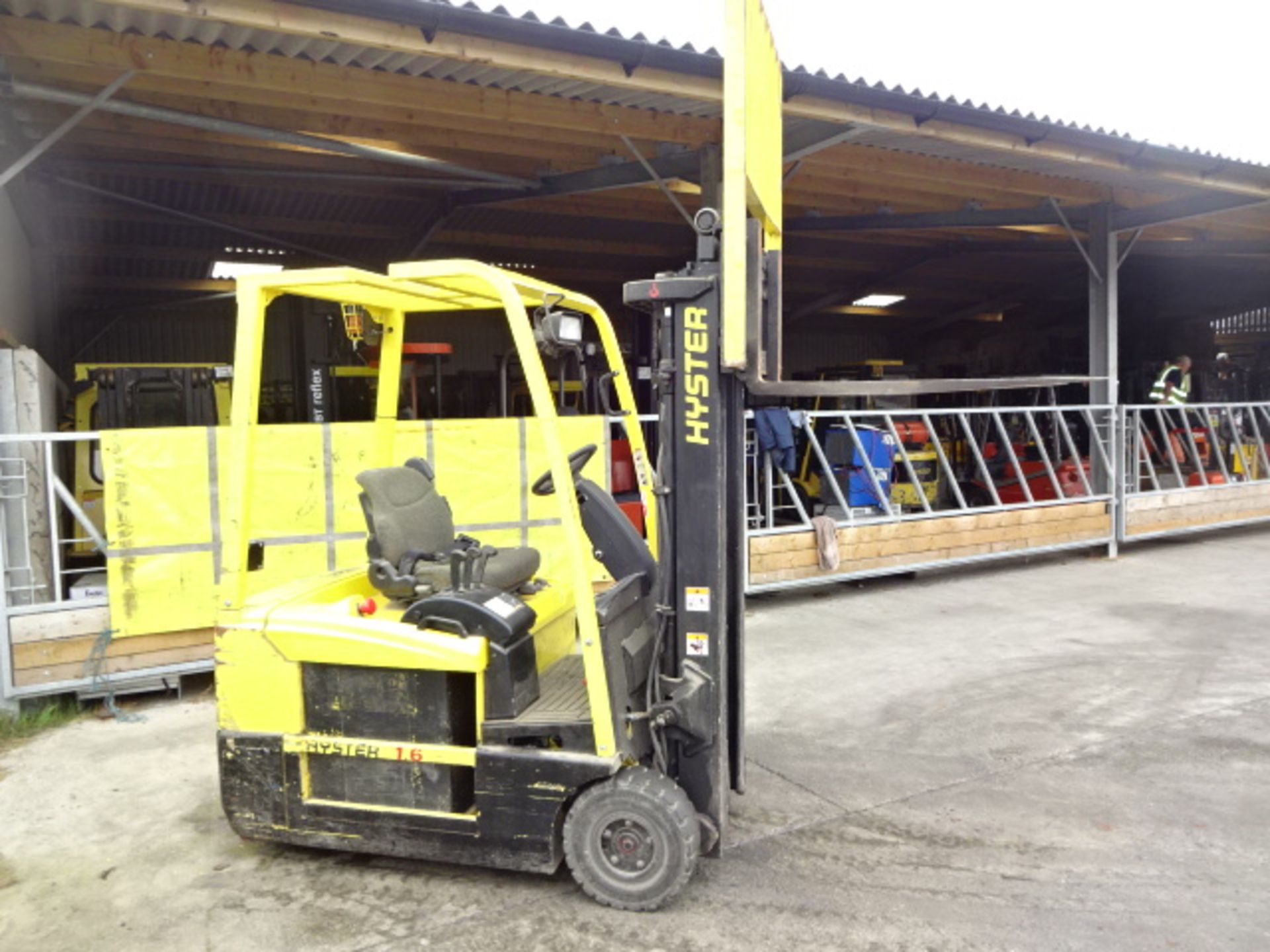 2005 HYSTER J1.60XMT 1.6t battery driven forklift truck S/n: J160A012370C with triplex free-lift - Image 7 of 8