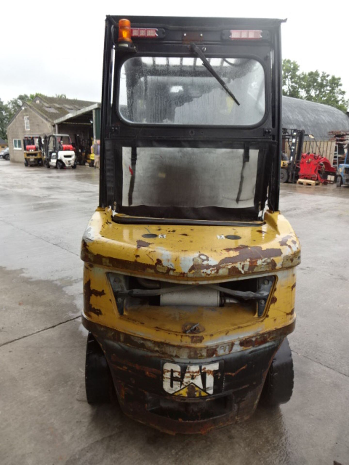 2010 CATERPILLAR DP25N 2.5t diesel driven forklift truck S/n: ET18C55123 with triplex free-lift mast - Image 9 of 9