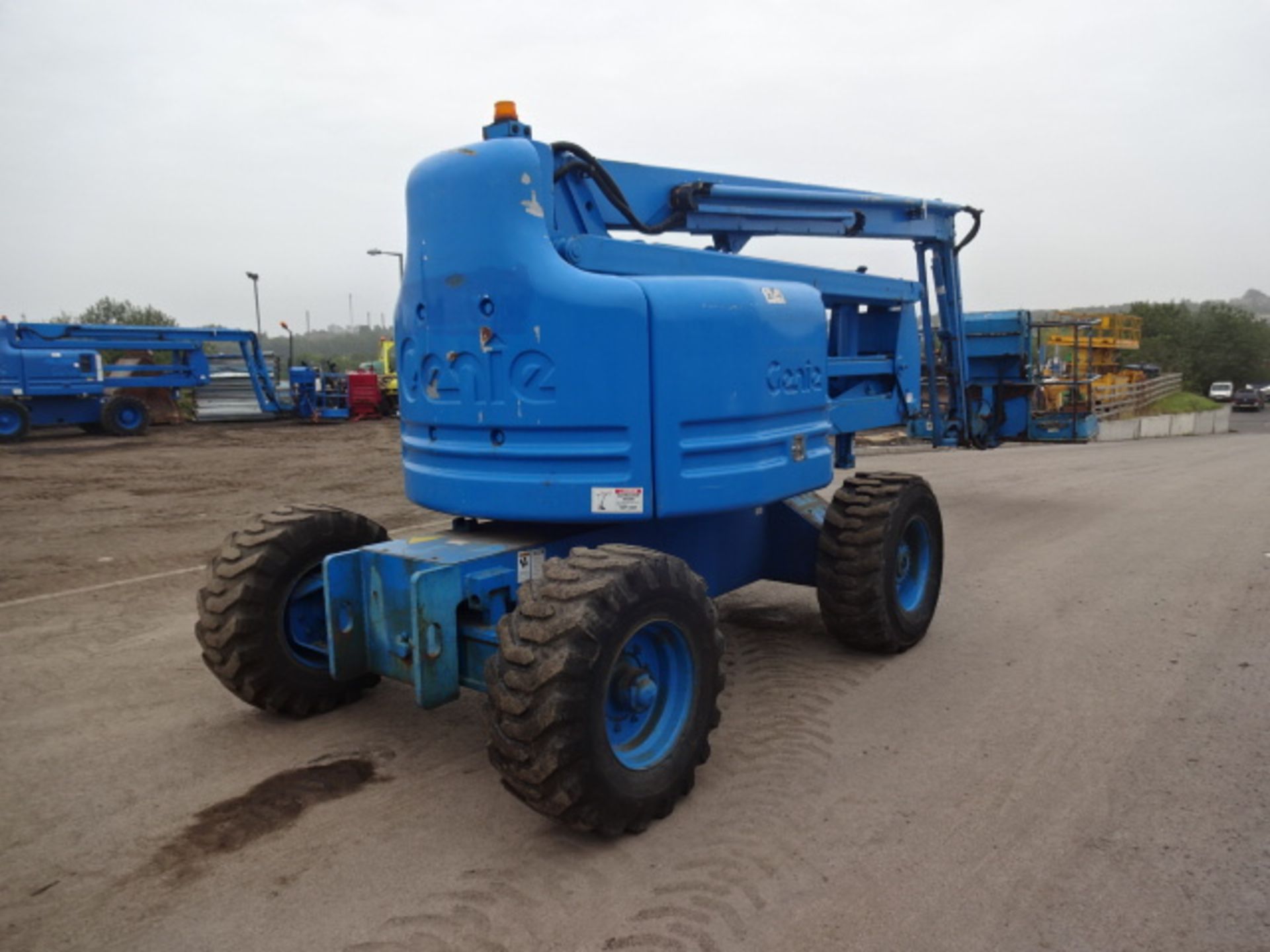 2000 GENIE Z60/34 60' articulated boom lift S/n: Z60-2326 with fly jib (RDL) - Image 4 of 10
