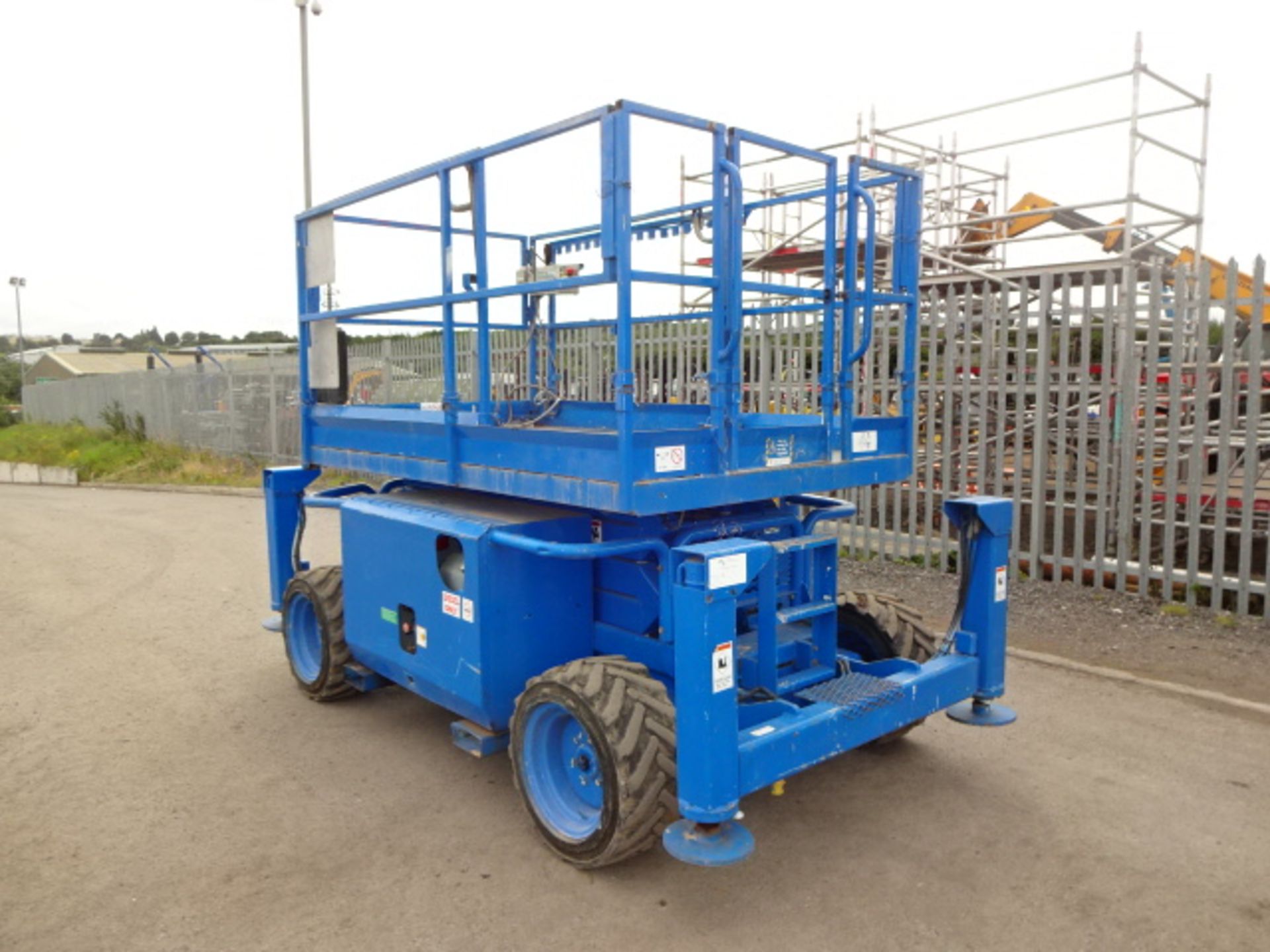 2007 SKYJACK SJ826RT 4x4 diesel scissor lift c/w out-riggers (s/n 37000153) (RDL)