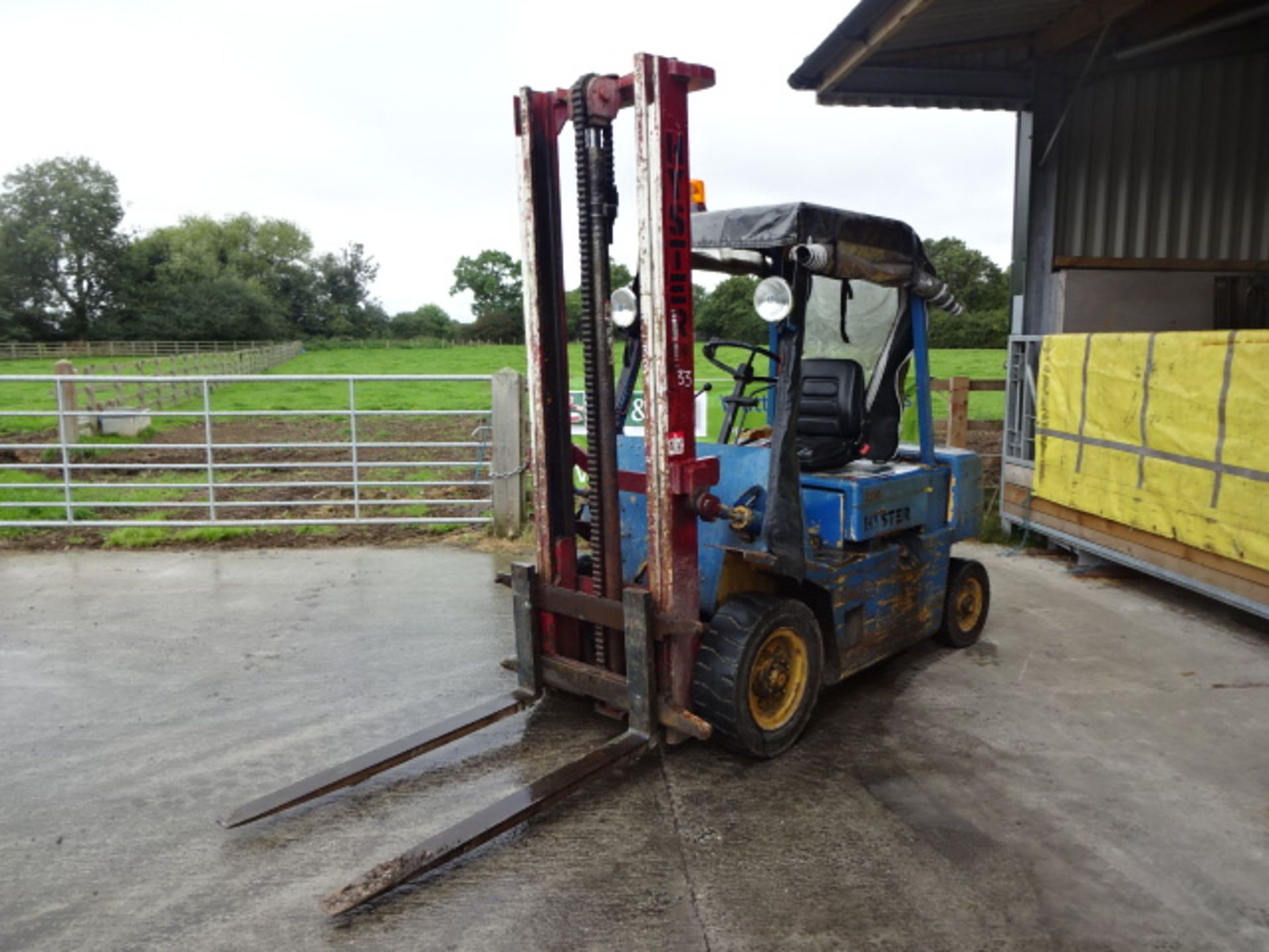 HYSTER H2.00XL 2t diesel driven forklift truck S/n: A177B05465D with duplex mast & weather-shield - Image 3 of 7