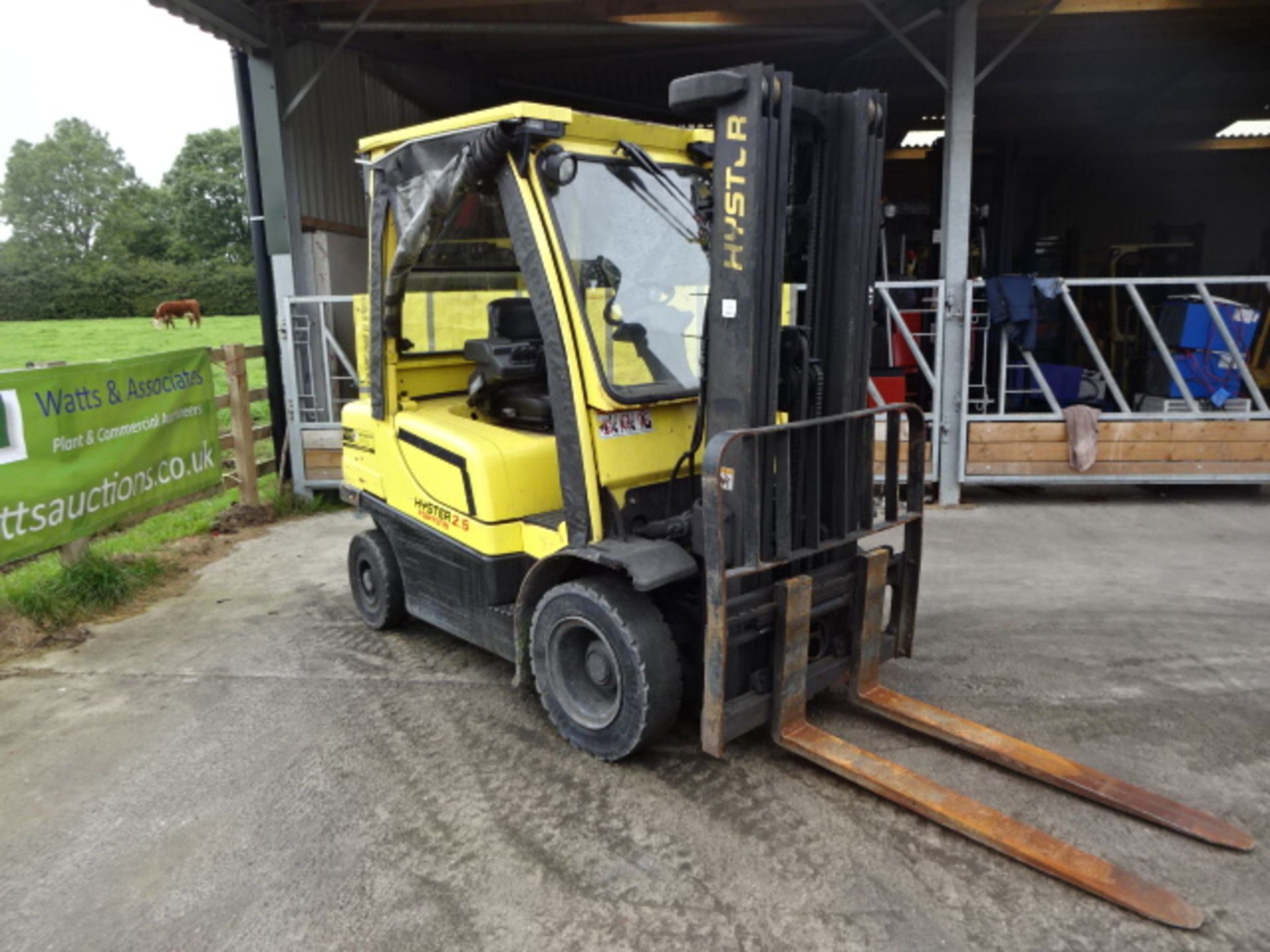 2008 HYSTER H2.5FT 2.5t diesel driven forklift truck S/n: L177B27822F with triplex free-lift mast,