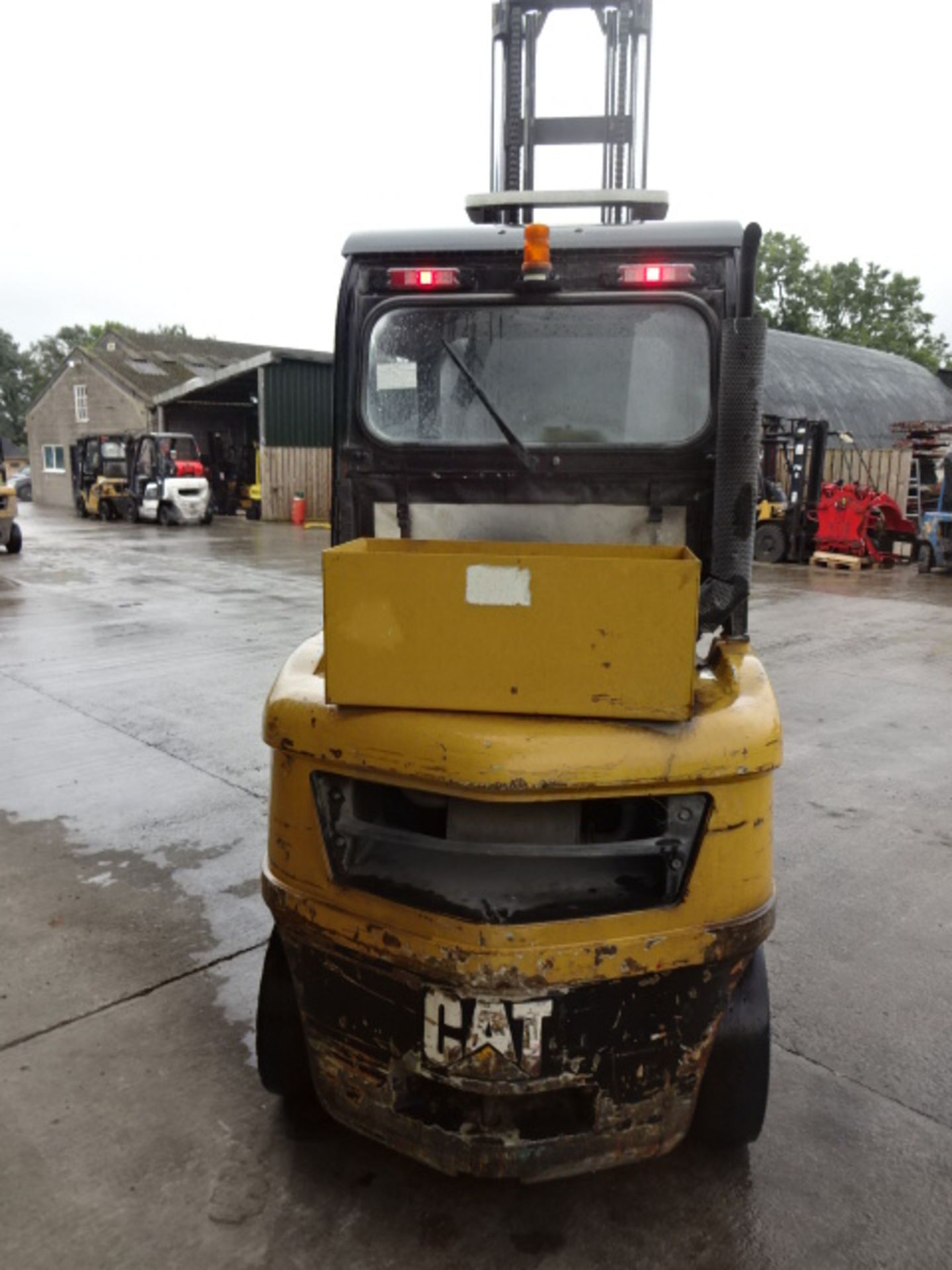 2008 CATERPILLAR DP30N 3t diesel driven forklift truck S/n: ET14E02498 with duplex mast, new forks & - Image 9 of 9