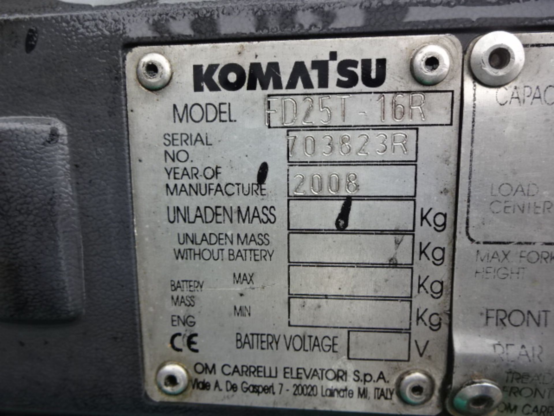 2008 KOMATSU FD25T-16R 2.5t diesel driven forklift truck S/n: 703823R with duplex mast & side- - Image 7 of 9