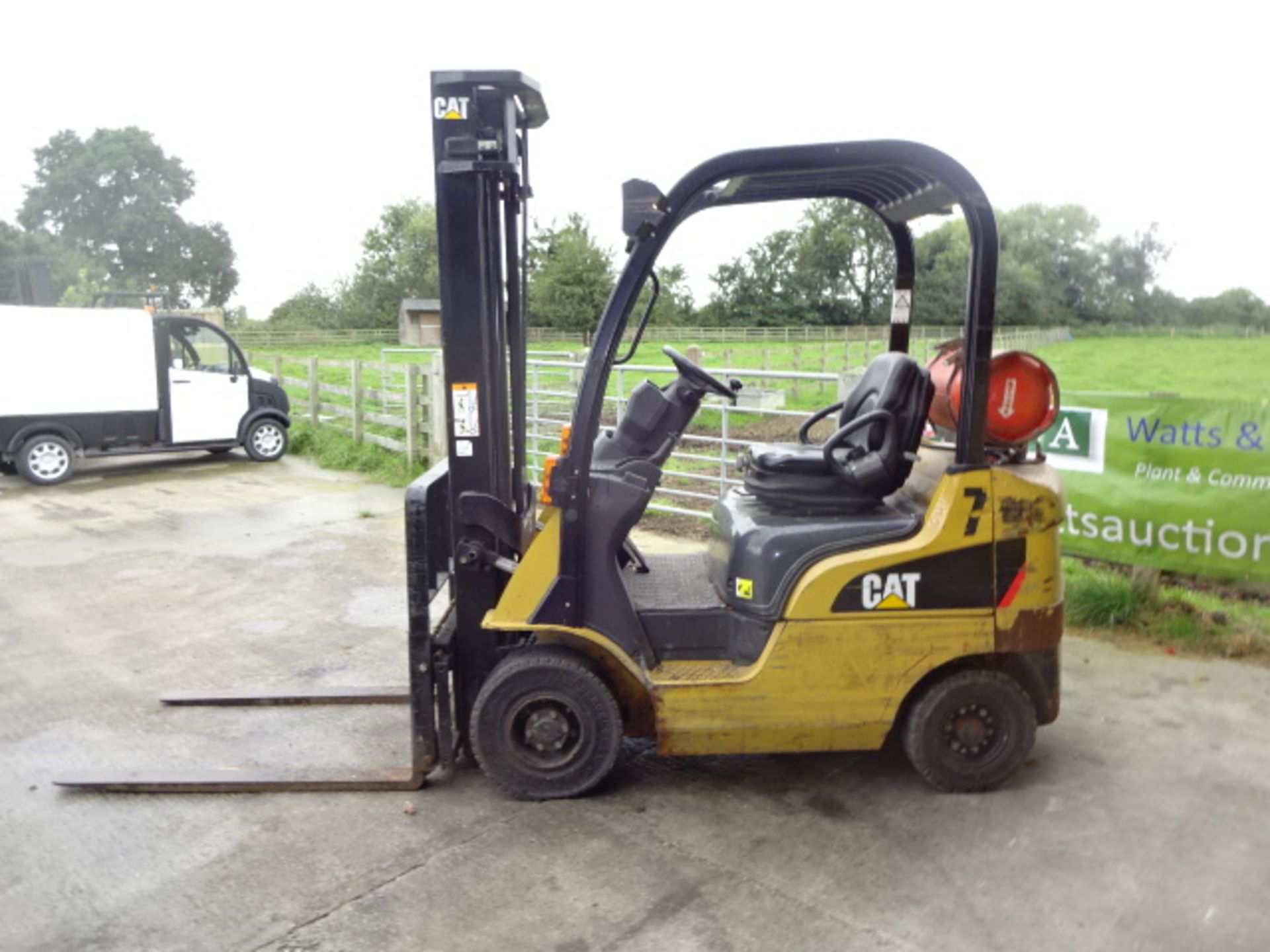 2007 CATERPILLAR GP18N 1.8t gas driven forklift truck S/n: ET34L40840 with duplex mast & side- - Image 4 of 10