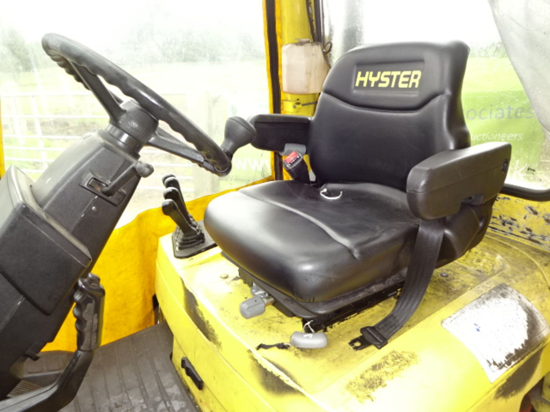 2003 HYSTER H2.50XM 2.5t diesel driven forklift truck S/n: H177B42208A with duplex mast & weather- - Image 5 of 10