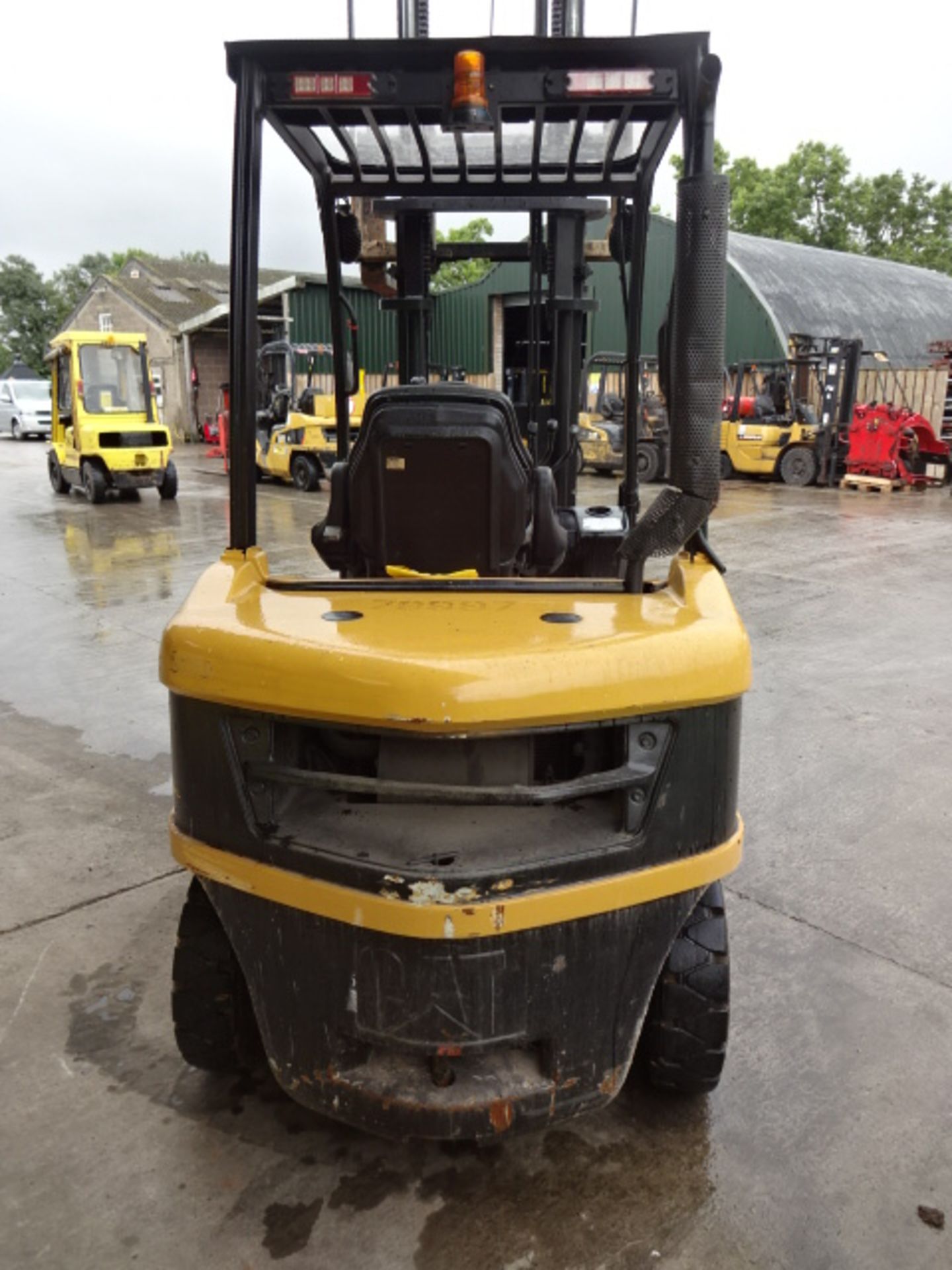 2010 CATERPILLAR DP25N 2.5t diesel driven forklift truck S/n: ET18C55177 with duplex mast & side- - Image 9 of 9