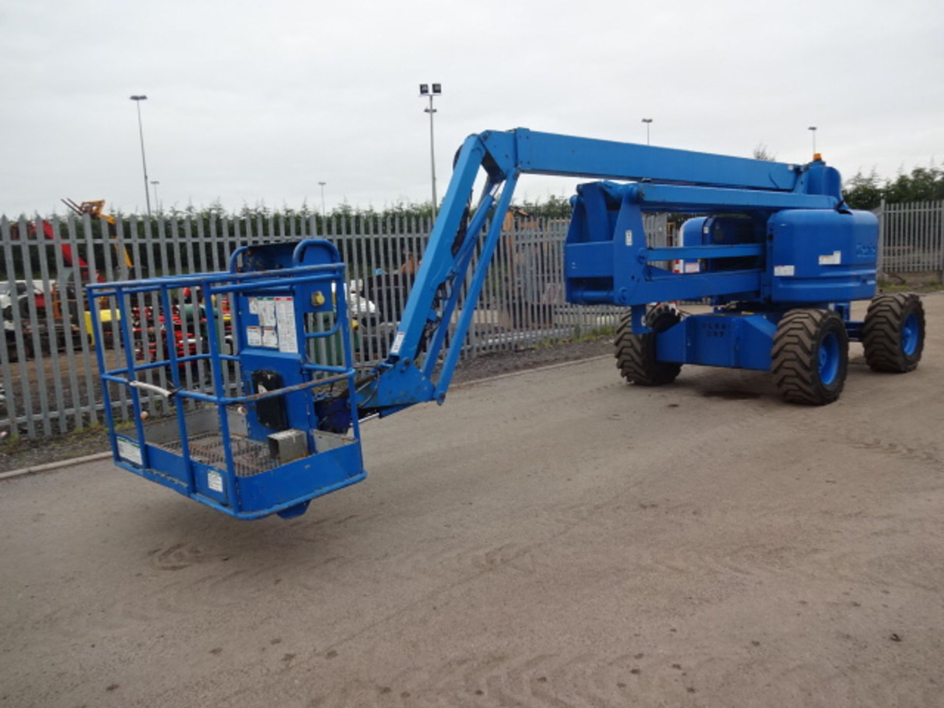 1999 GENIE Z60/34 60' articulated boom lift S/n: 22055 with fly jib (RDL)
