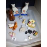 Tray of figurines,