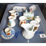 Assorted small china pieces including Wedgwood
