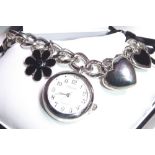 LADIES FASHION WRISTWATCH.