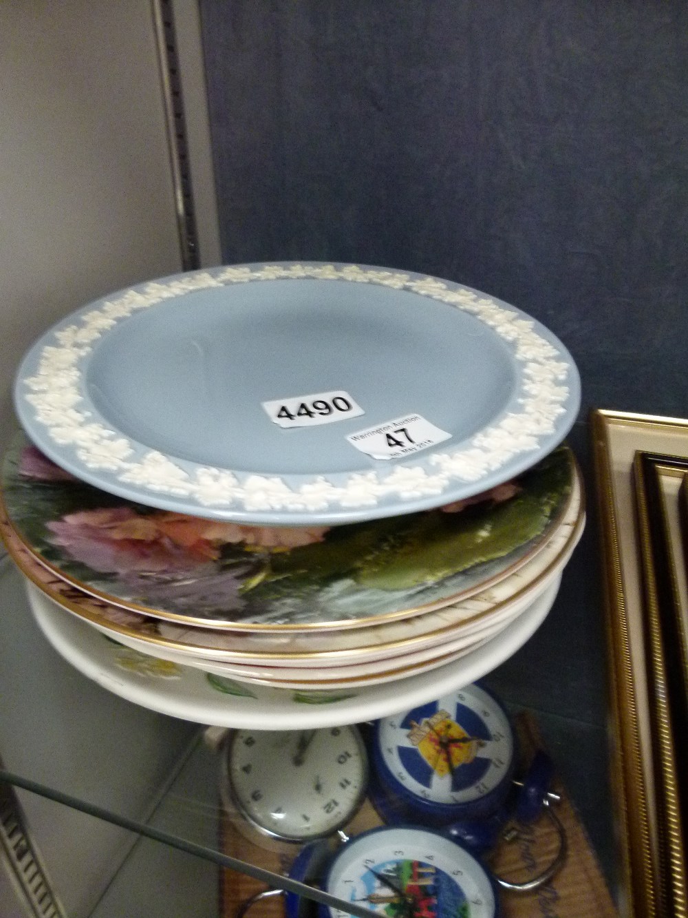 Quantity of mixed plates including Royal Doulton